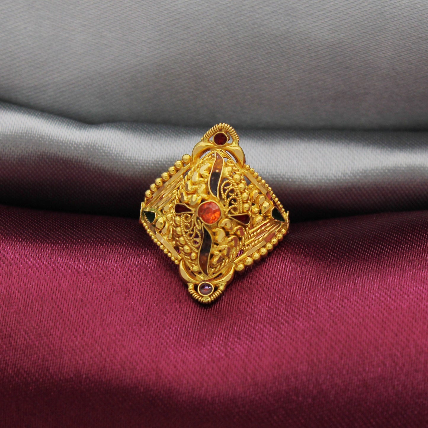 22K 18K YELLOW GOLD JEWELRY