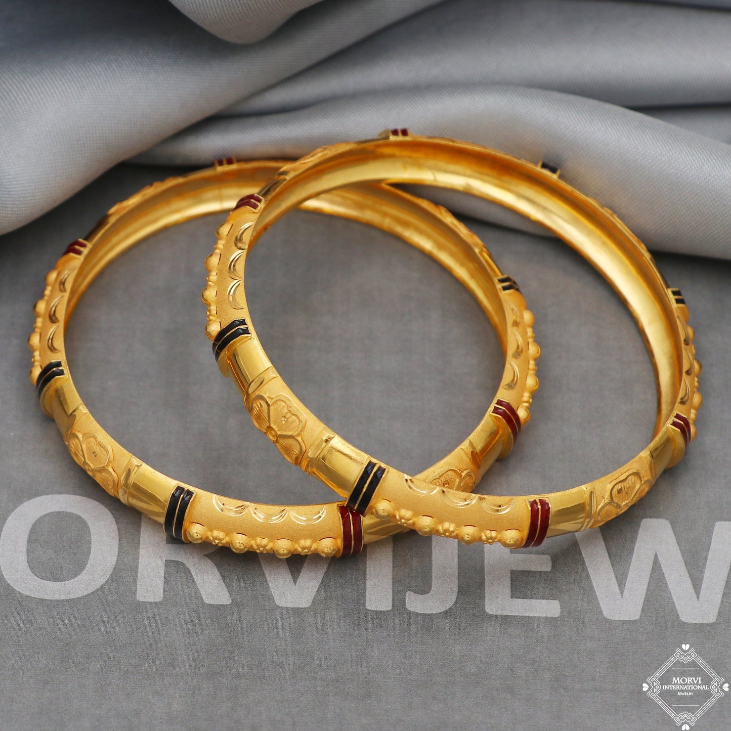 Pure 22k Gold Bangles Indian Handmade round Bracelet kadas , Traditional Rajasthan India , Bangle Bracelet pair Wedding Jewelry, K5166