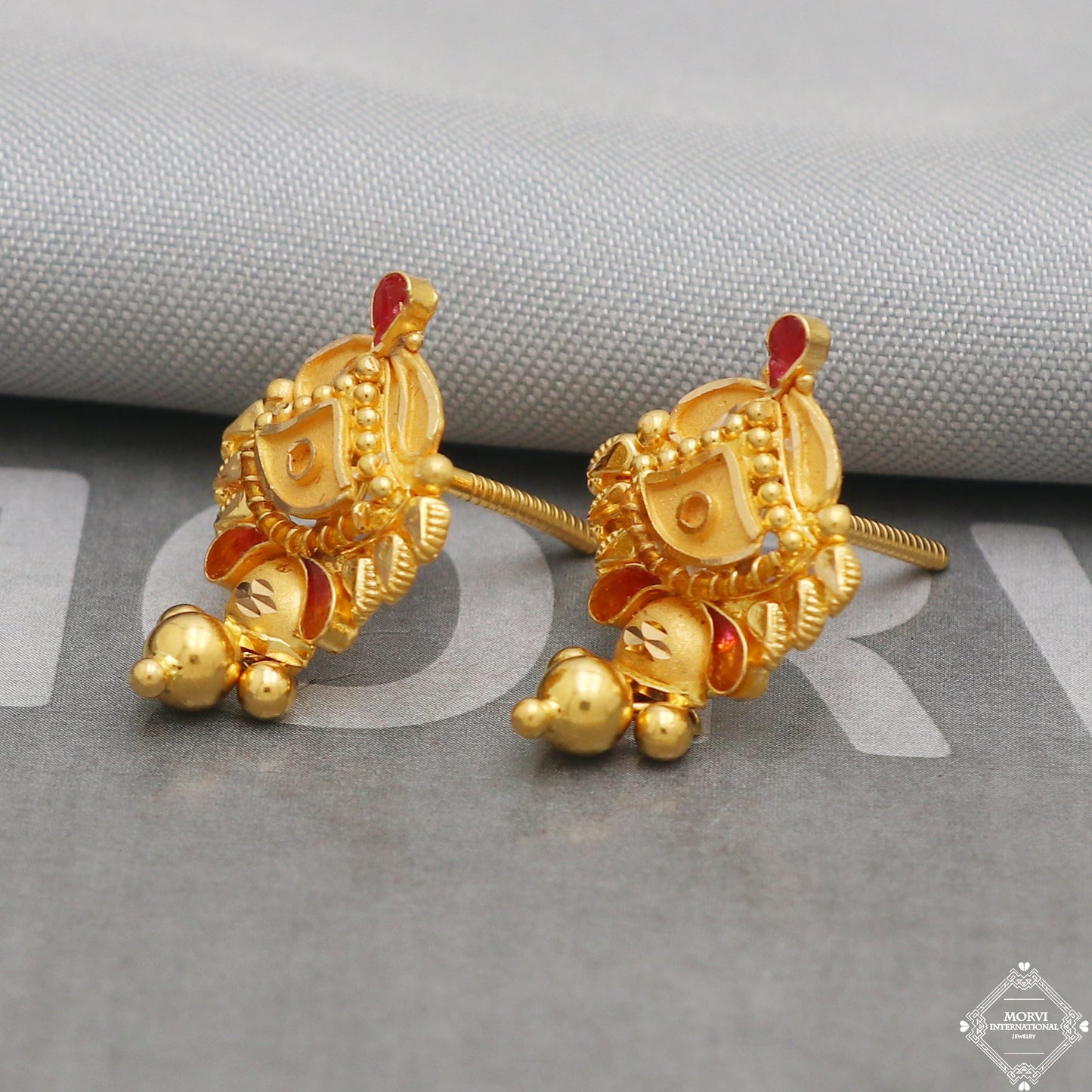 22k Yellow Gold Earrings Stud Style, Indian Handmade gold earrings for women, Wedding Party Wear Ethnic Earrings for Gift, K5206
