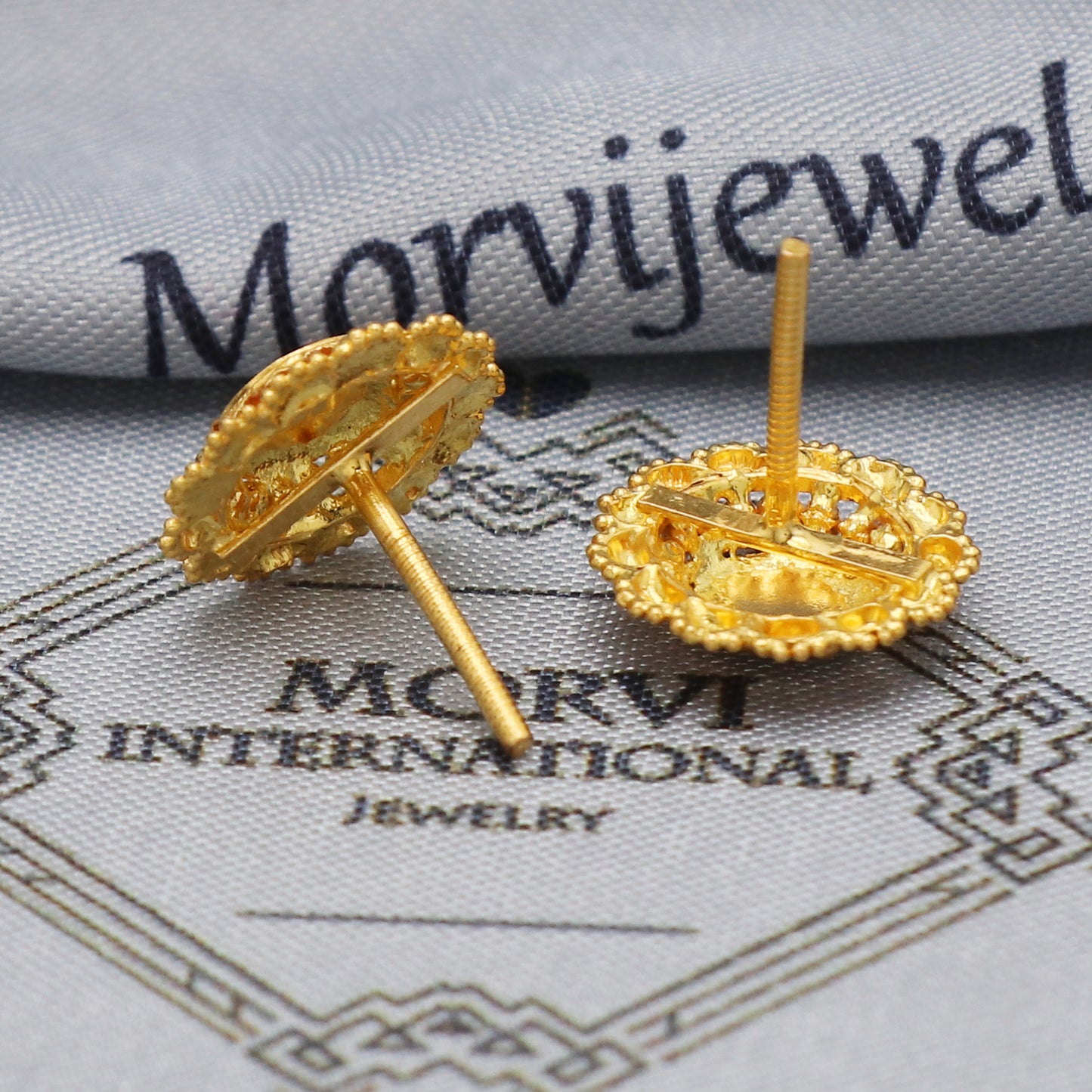 22k 22kt Yellow Gold Studs Earrings Jewelry for gift, Gold Round Screw Back Minimalist Indian Antique Vintage Earrings for Wedding, K5454