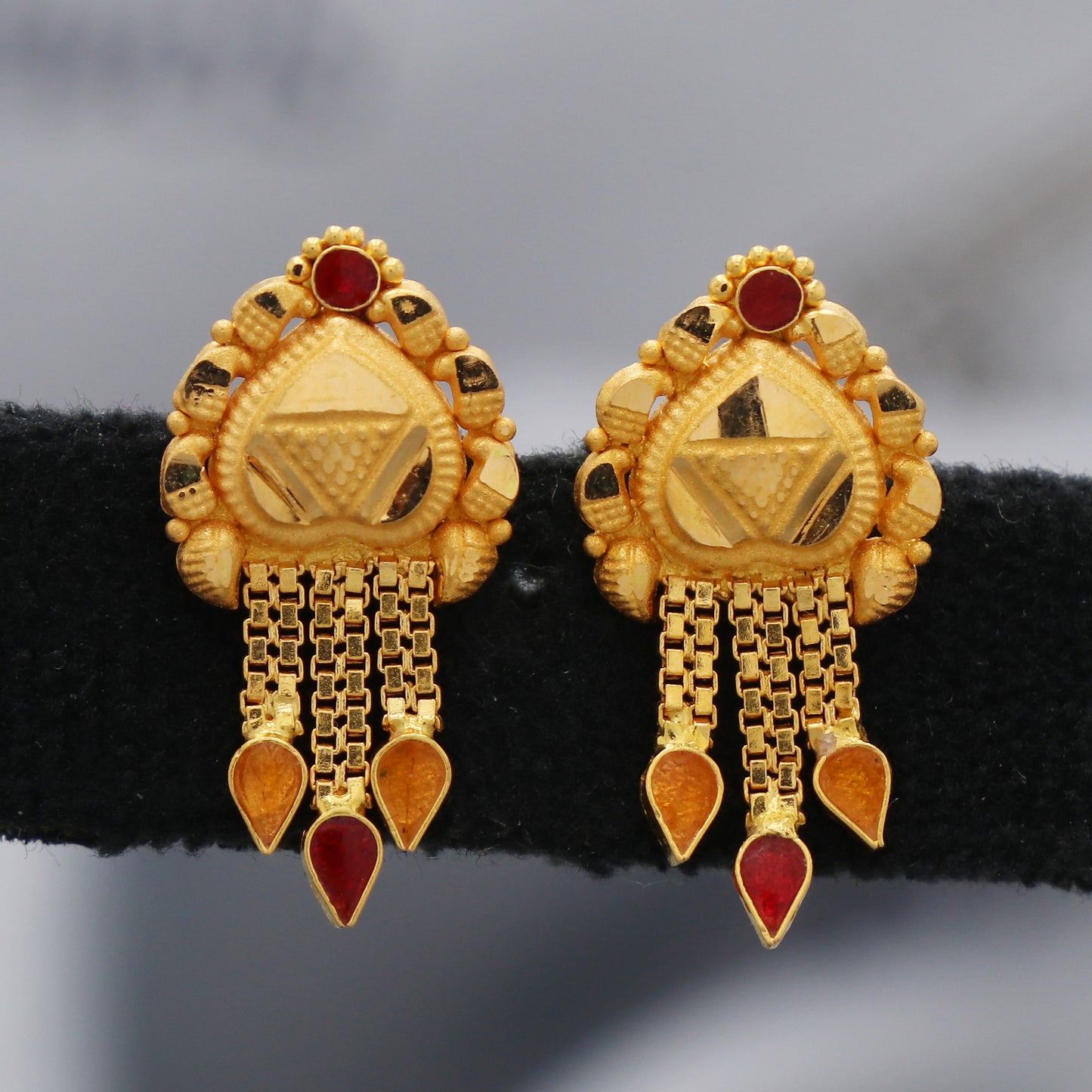 22k 22kt 22 karat Yellow Gold Earrings Dangle Stud Handmade Indian Jewelry for Gift, K5458