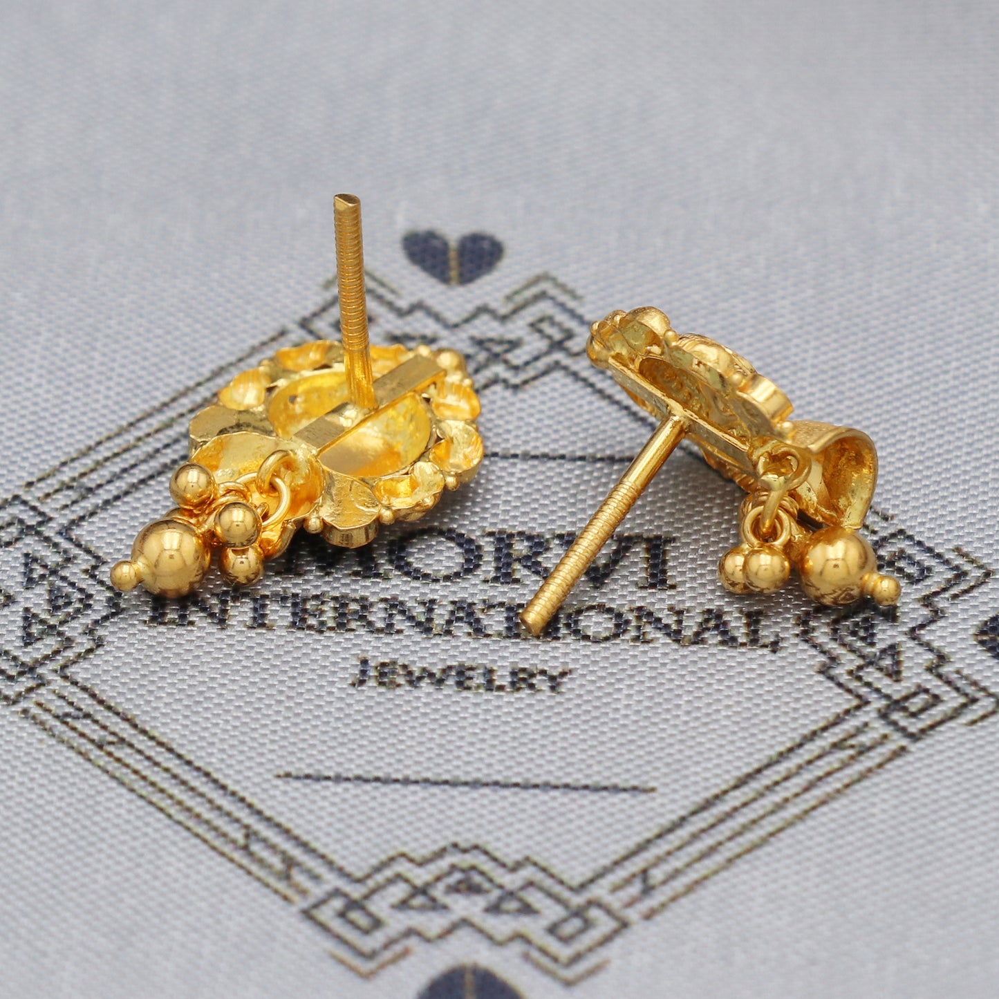 22k 22kt 22 karat Yellow Gold Earrings Dangle Stud Handmade Indian Jewelry for Gift, K5461