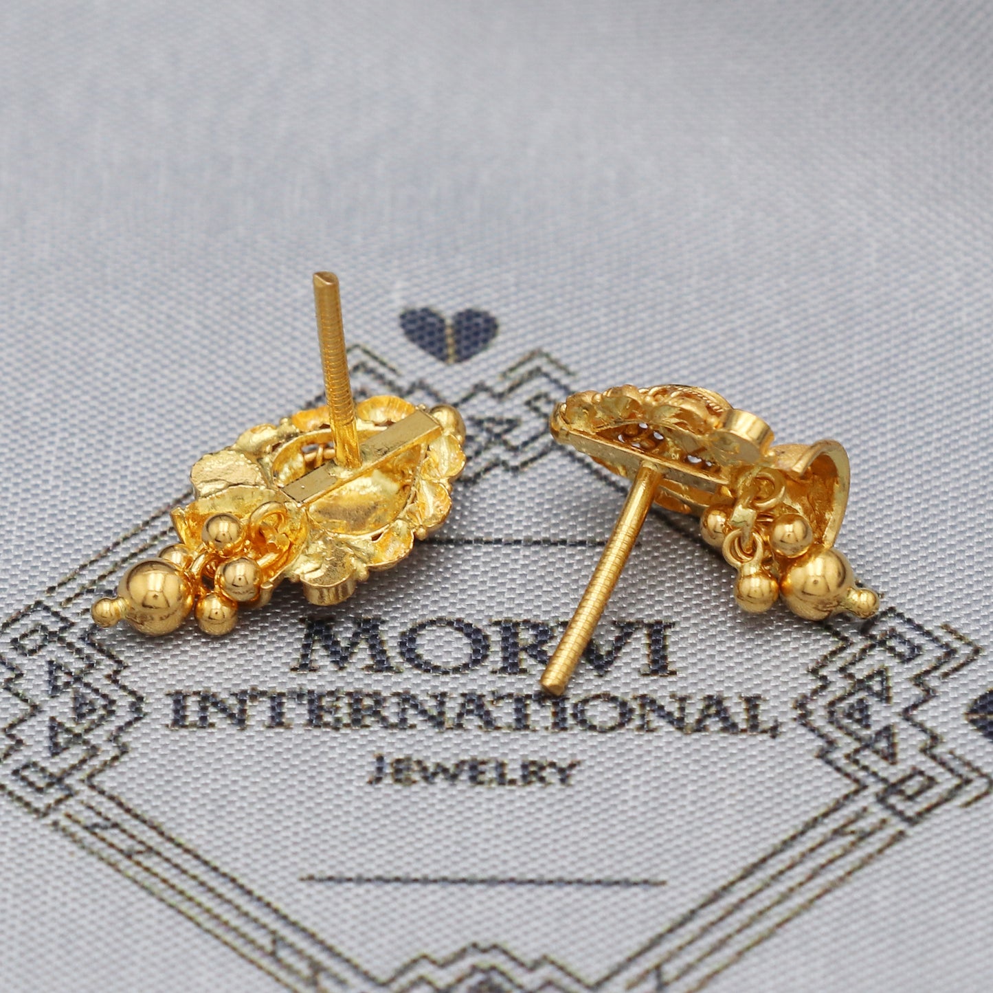 22k 22kt 22 karat Yellow Gold Earrings Dangle Stud Handmade Indian Jewelry for Gift, K5463