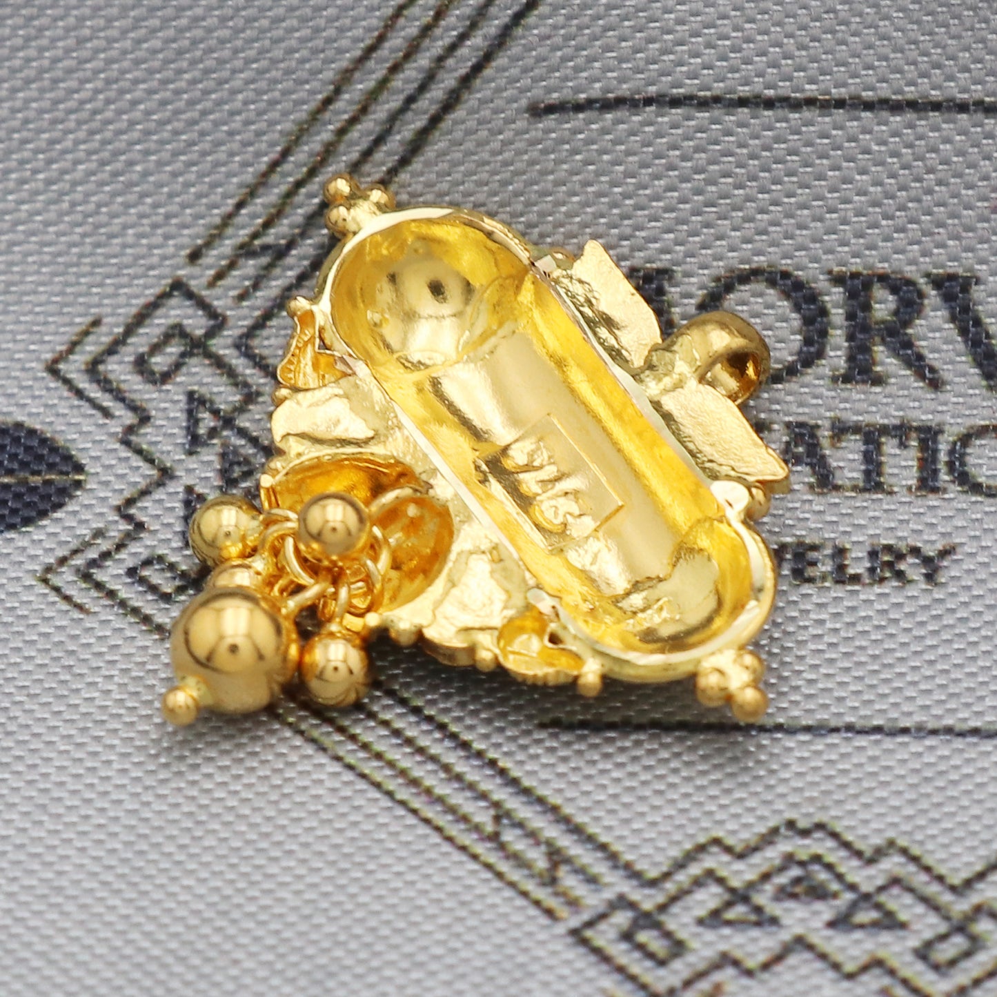 Solid 22k Yellow Gold Handmade Jewelry, Pure gold locket indian, gift for wife, K5510