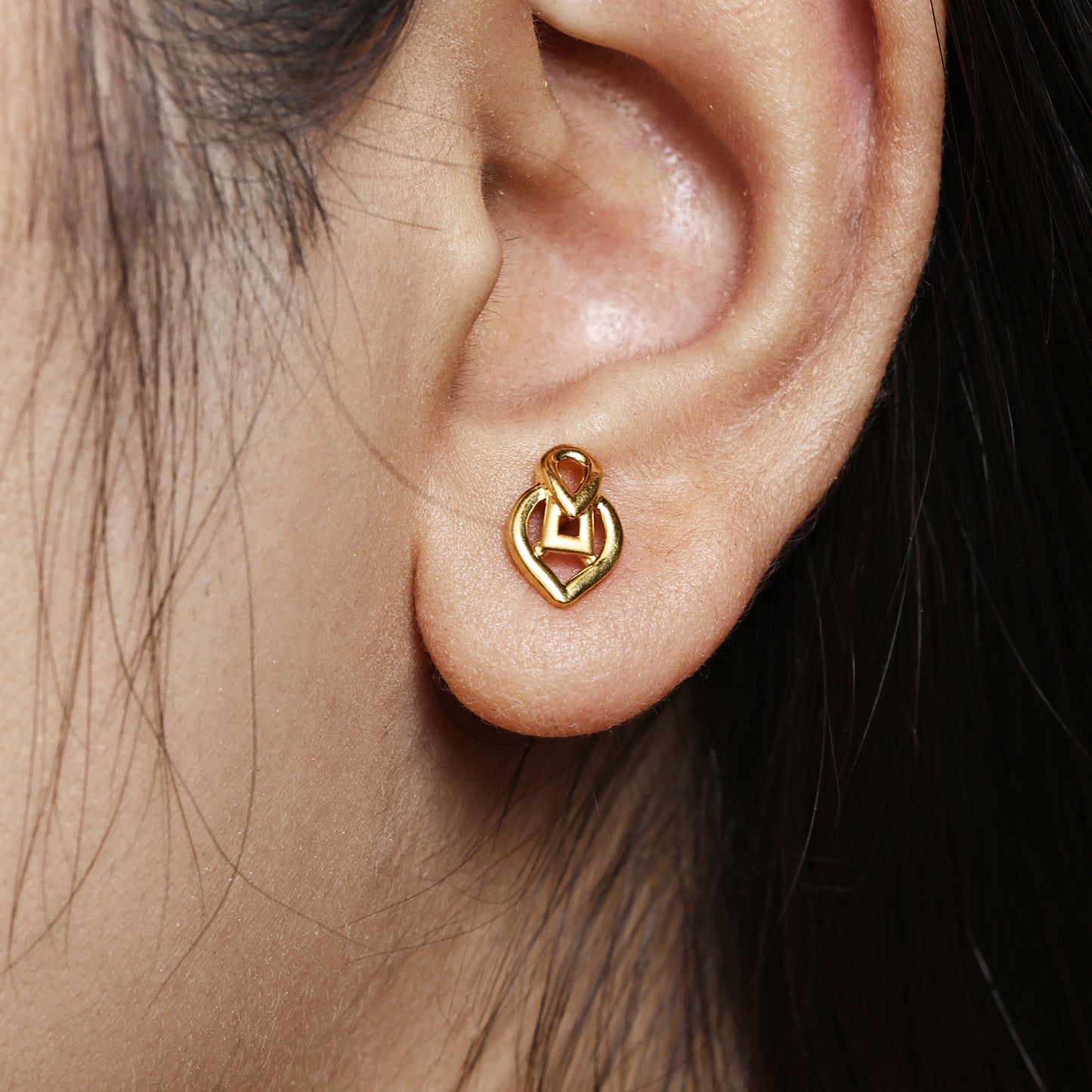 22k Gold Stud Earrings Dainty Indian Jewelry Exclusive Authentic BIS Hallmarked Stamped "22k916" Jewelry, MJ0021