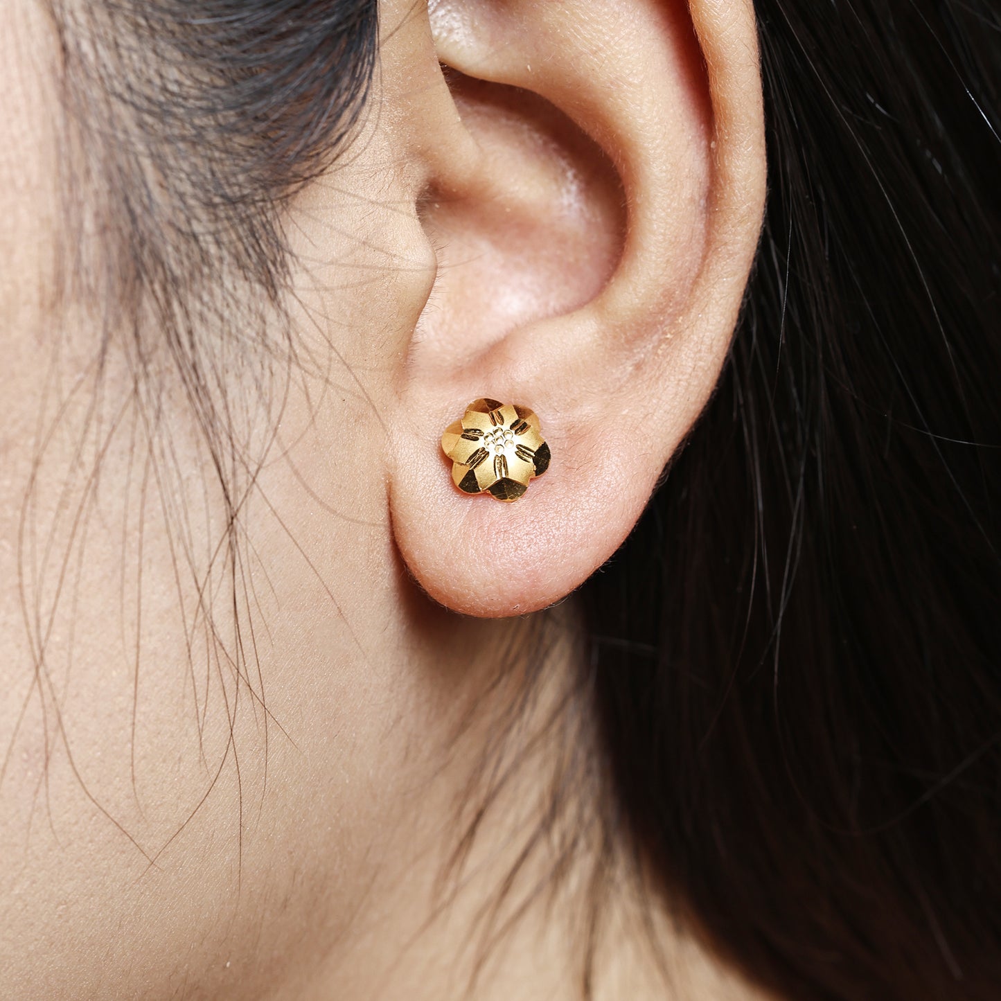 22k Gold Stud Earrings Dainty Indian Jewelry Exclusive Authentic BIS Hallmarked Stamped "22k916" Jewelry, MJ0032