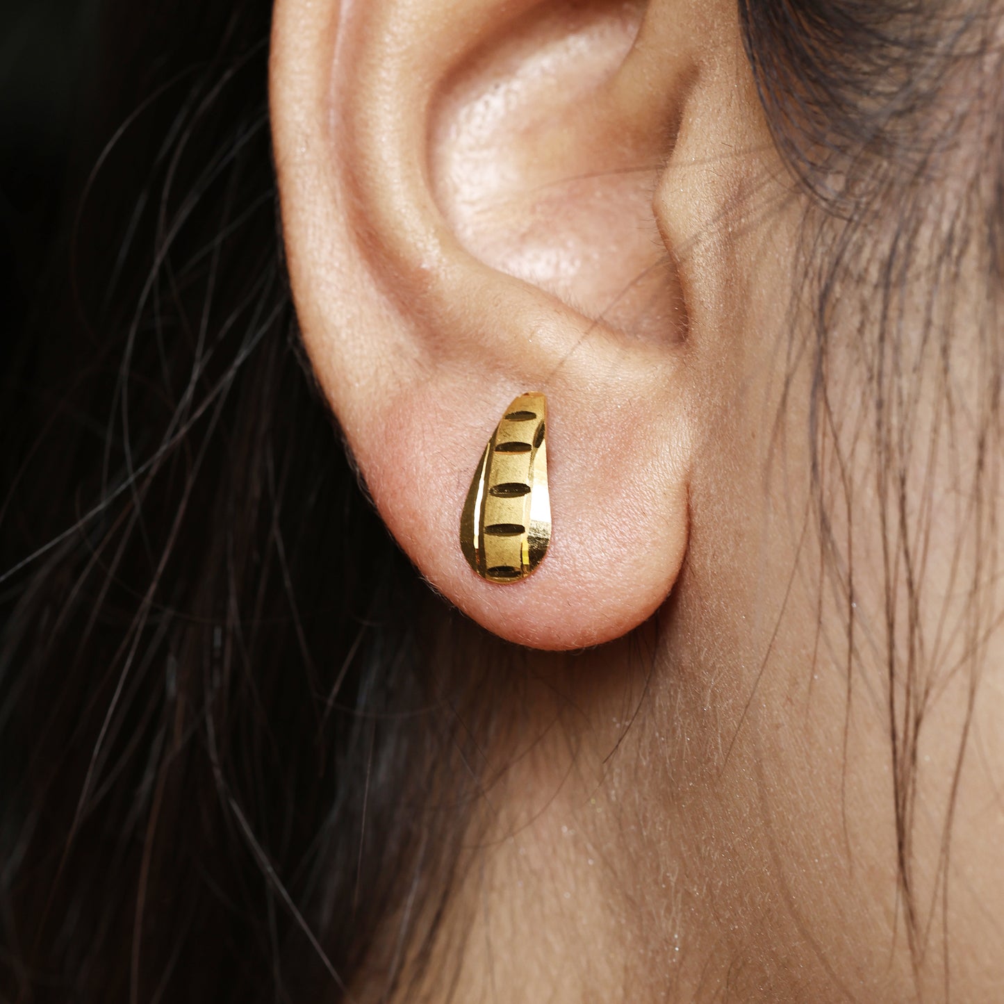 22k Gold Stud Earrings Dainty Indian 22kt Jewelry Exclusive Authentic BIS Hallmarked Stamped "22k916" Jewelry, MJ0043
