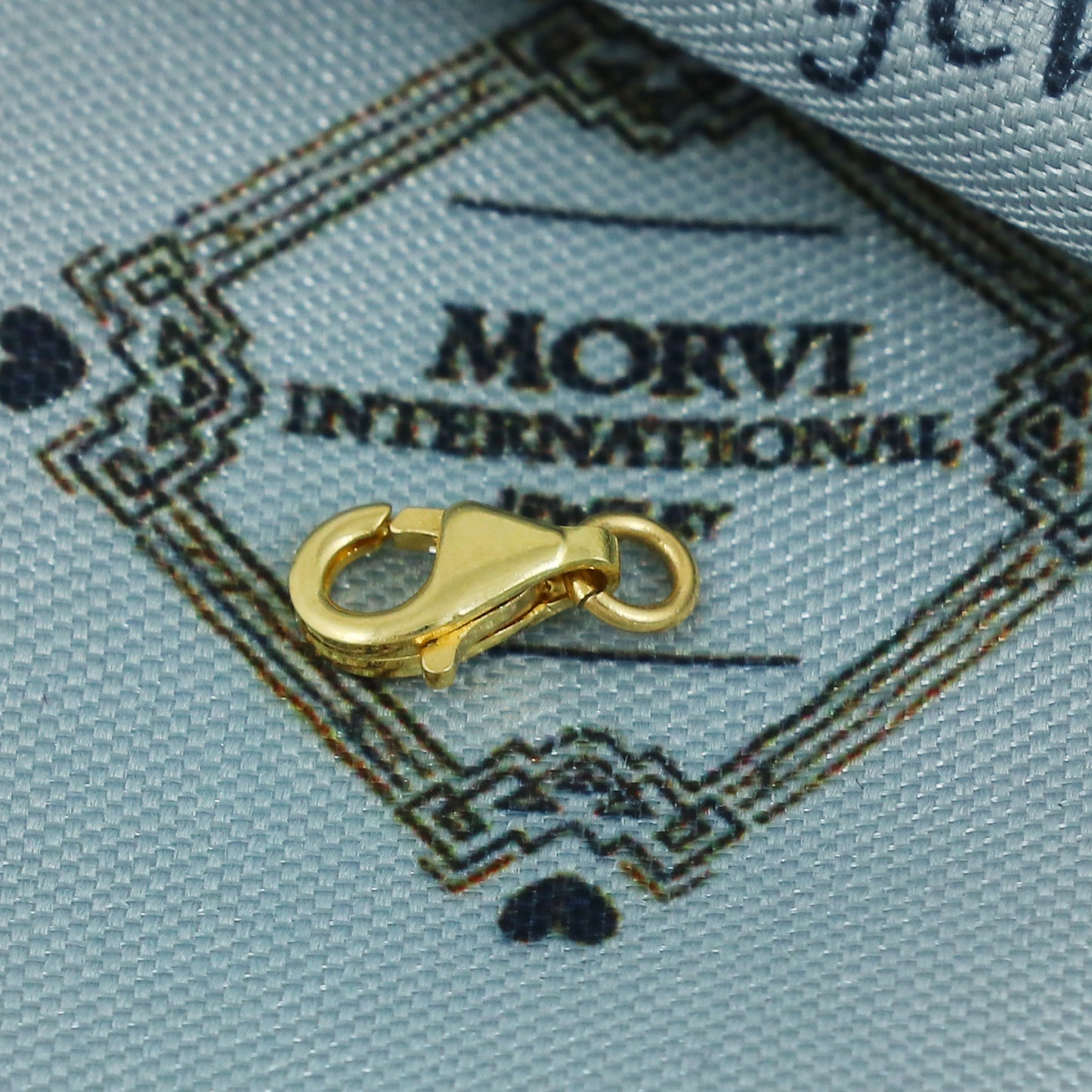 18k Gold Lobster Clasp Hook for Jewelry, Durable and Secure Gold Closure, Perfect for Chains, Bracelets, and Necklaces, MJ0084