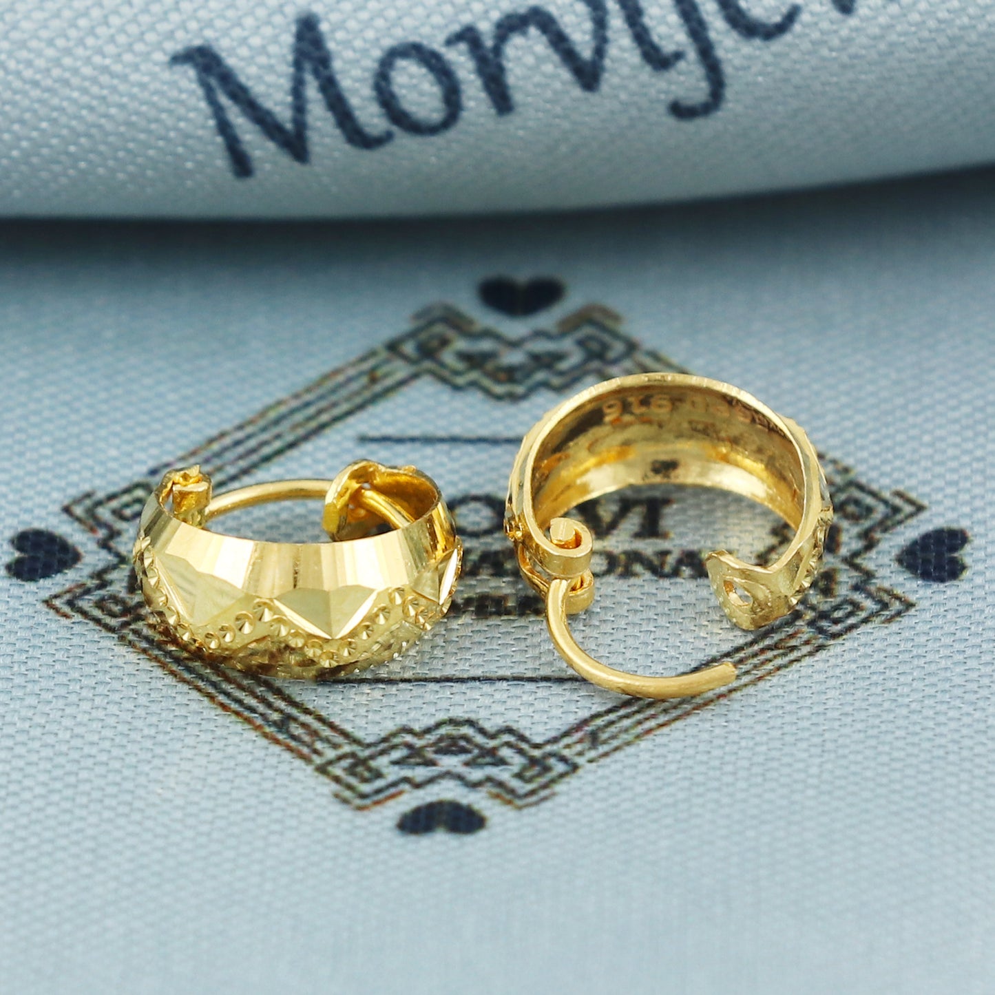 Pure 22k Yellow Gold Hoop Bali Earrings , Handmade Yellow gold Small earrings for women, dainty Indian gold earrings gift, MJ0101