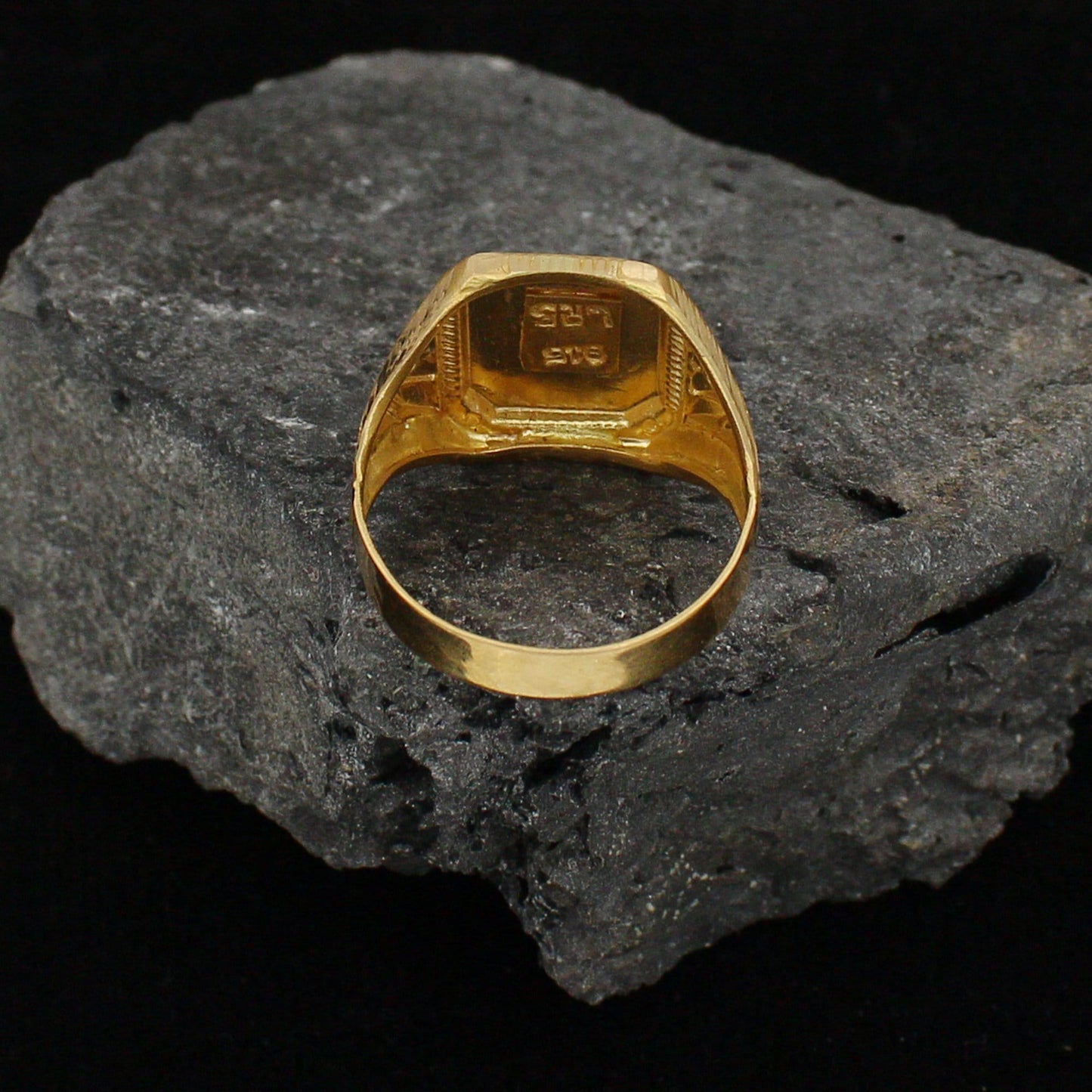22k Yellow Gold Ring Size US 9.5 and all size, Hand Carved Gold Ring, Men Gold Wedding Party Wear light weight ring, hand made ring