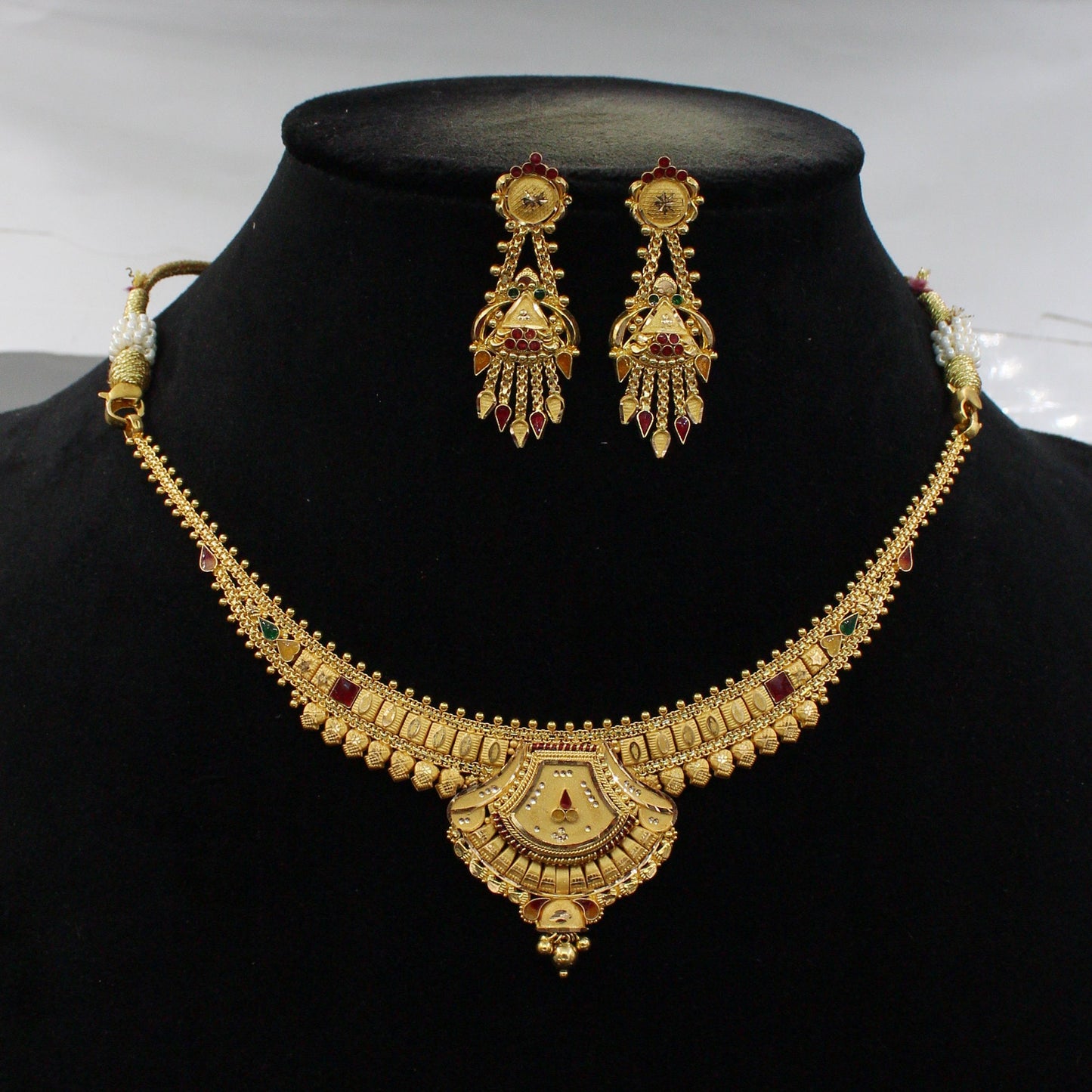 22k Yellow Gold Necklace Earrings Set , Indian Gold Jewelry Set, handmade gold set necklace earrings pair, jewelry from india