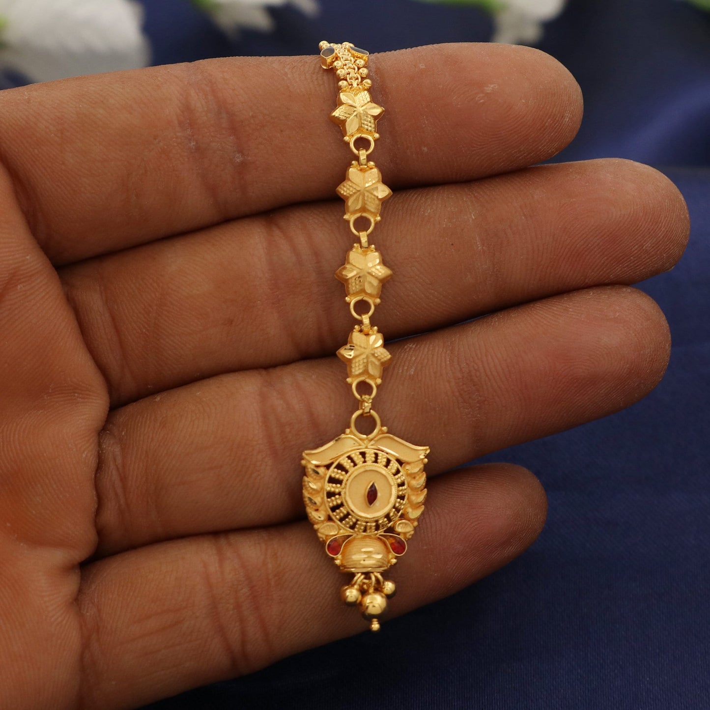 22k Yellow Gold Tikka Jewelry , Handmade design Indian gold Head Jewelry, K1883