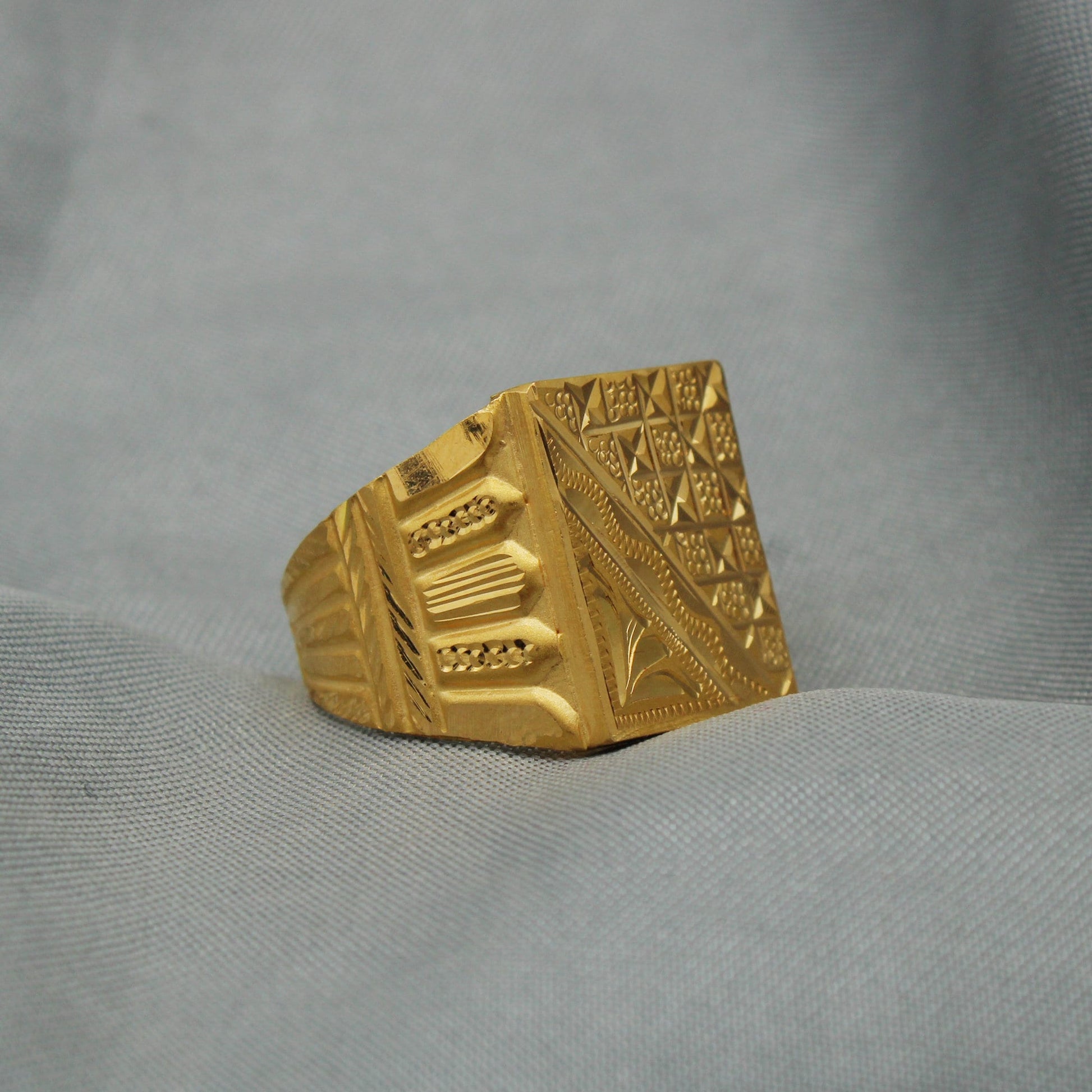 22K 18K YELLOW GOLD JEWELRY