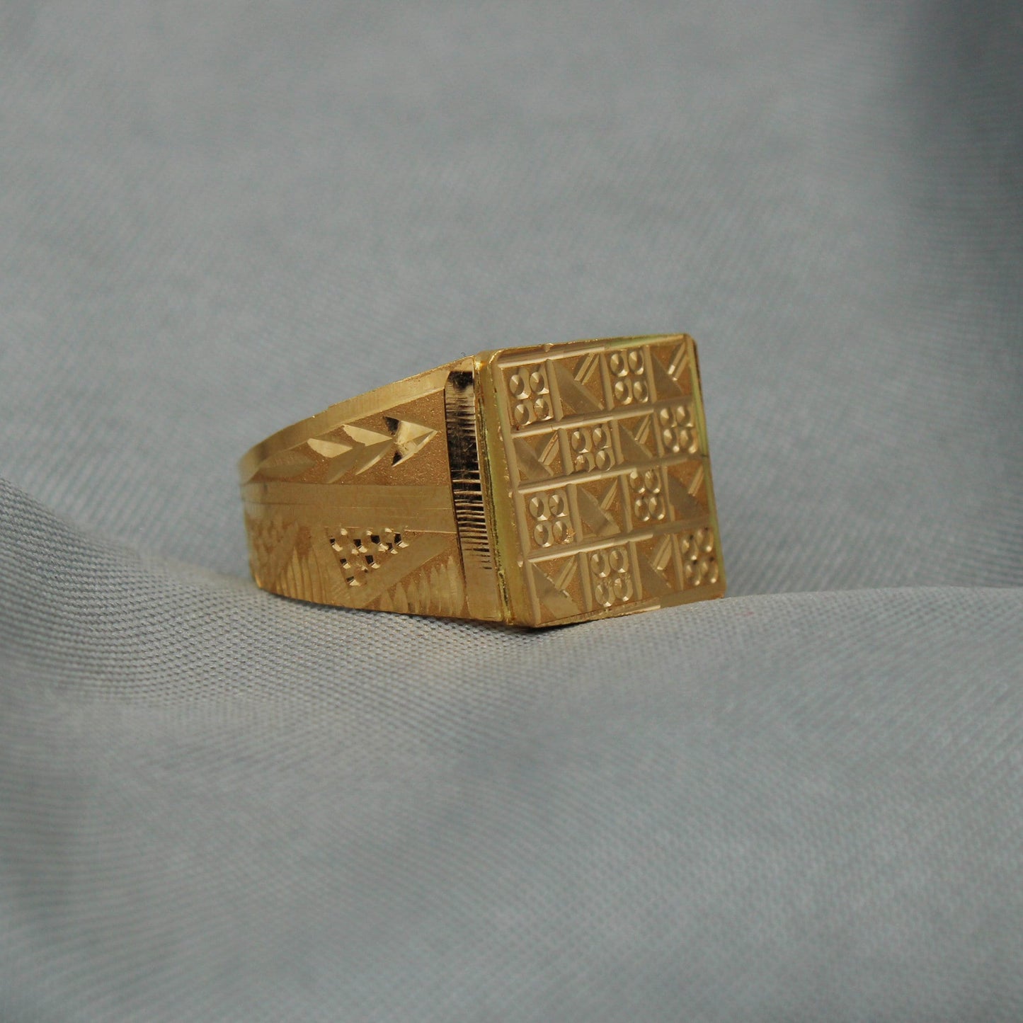 22K 18K YELLOW GOLD JEWELRY