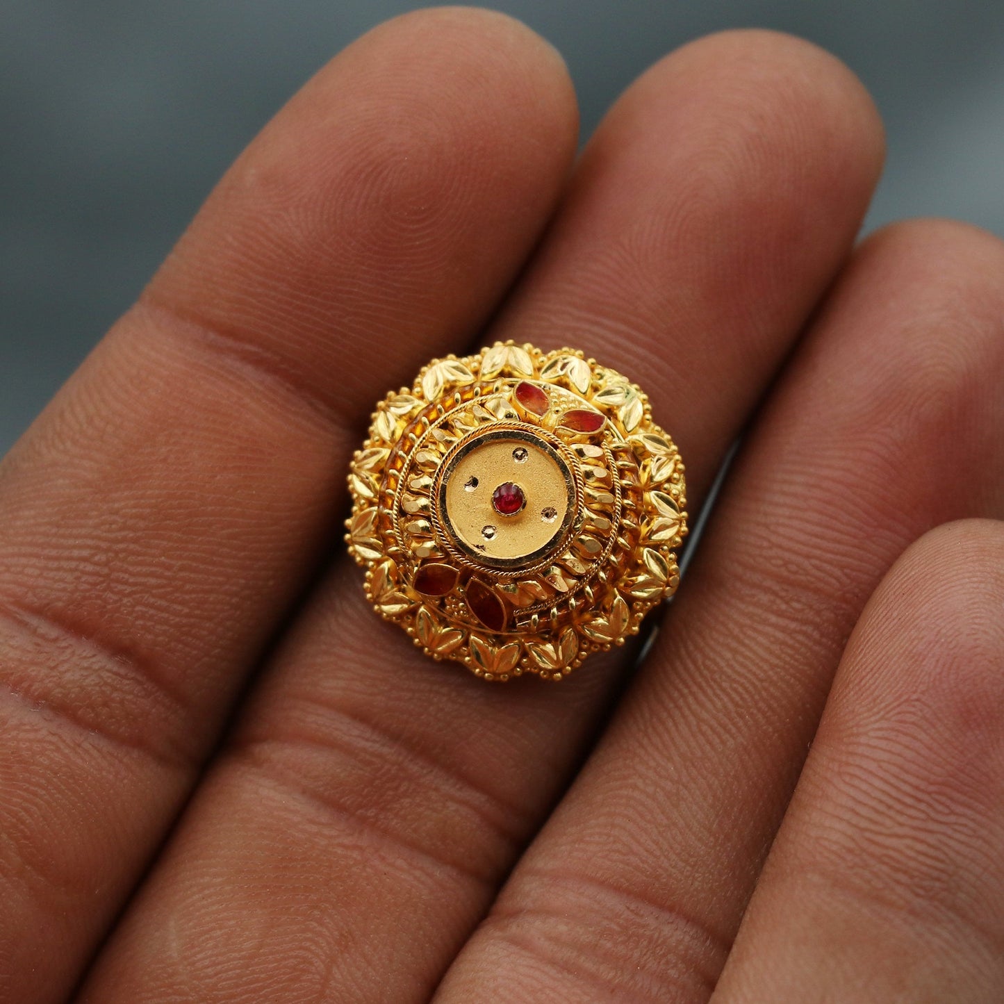 Leaves round 22k solid gold indian ring, k2357