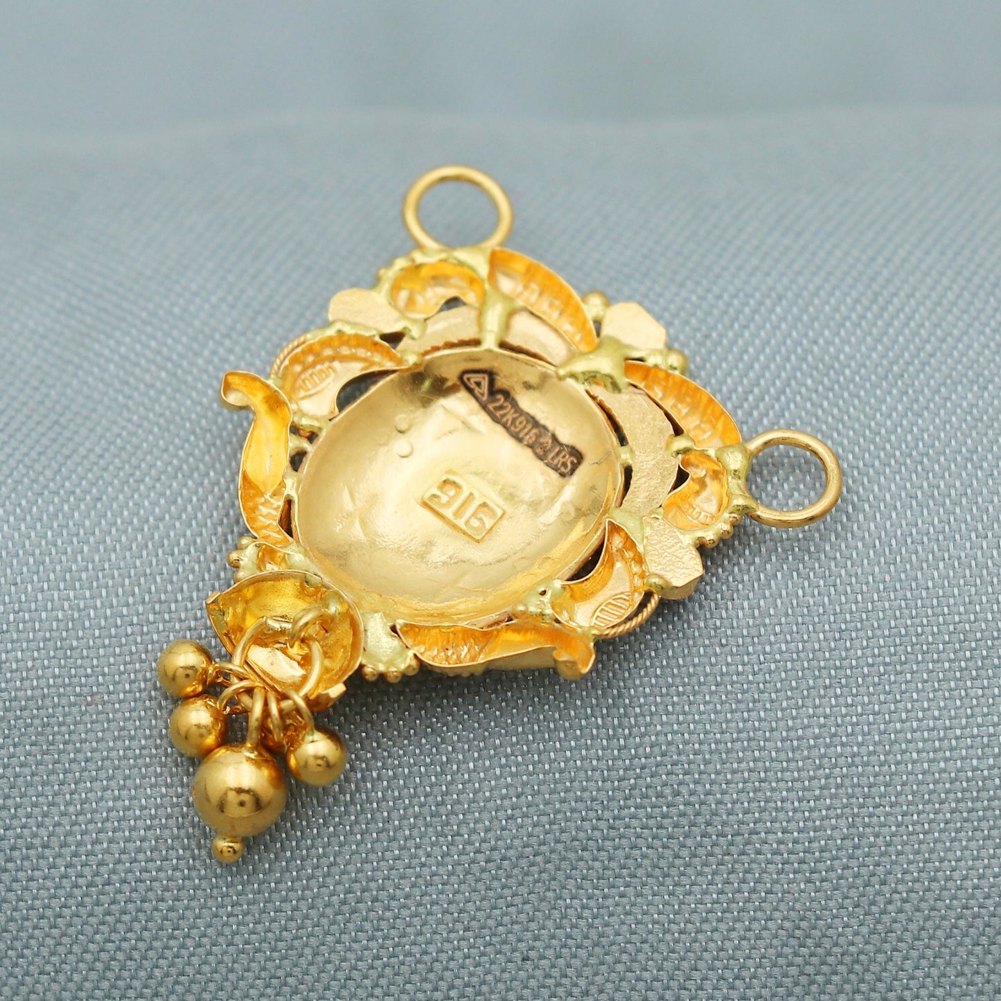 Real Solid 22k Yellow Gold Pendant Handmade Indian Jewelry, K2691
