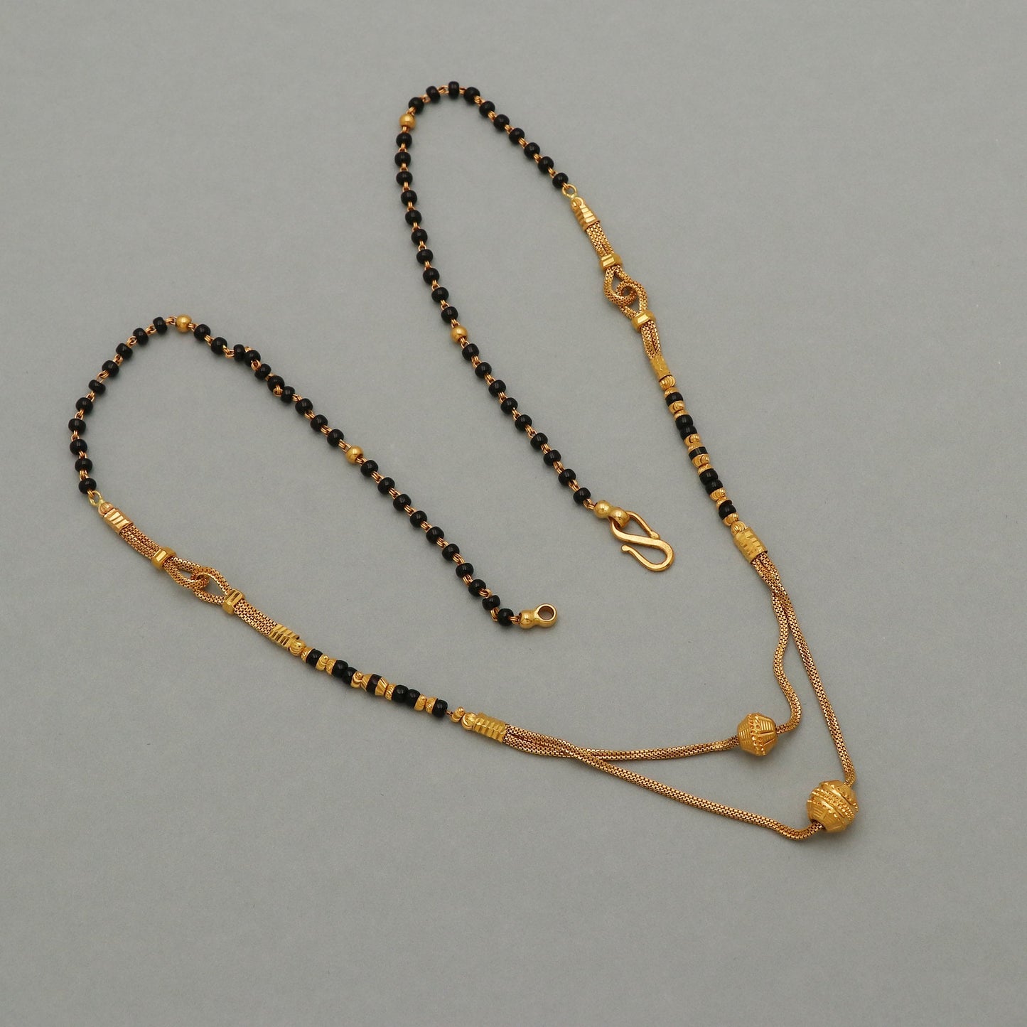 22kt yellow gold handmade wedding necklace brides mangalsutra necklace, ball black beaded necklace