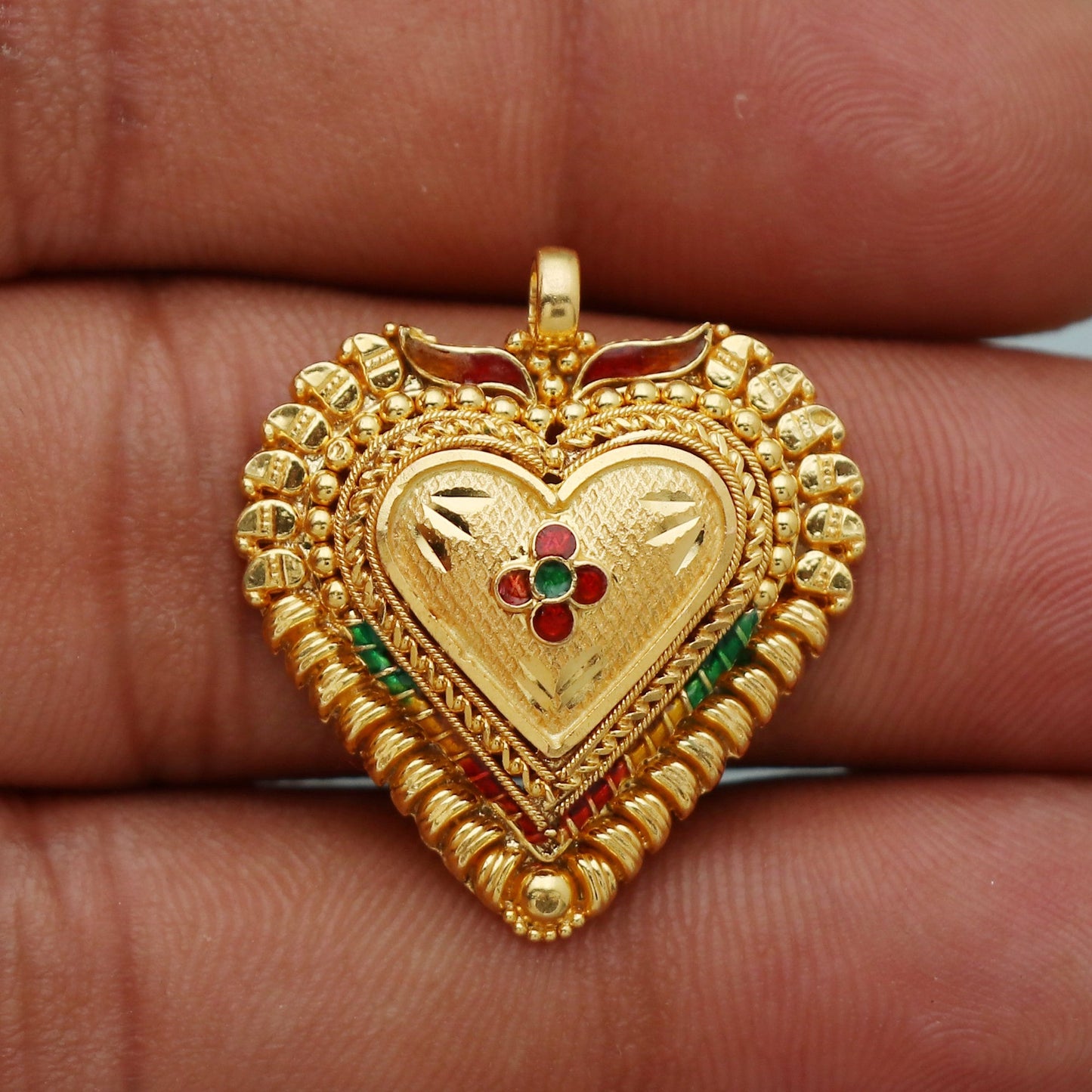 20k 20kt 20ct gold pendant locket indian style jewelry