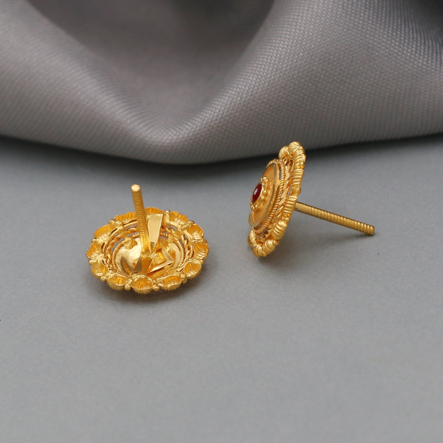 18k Yellow Gold stud earrings gold Earrings , round , Handmade Yellow gold earrings for women, Christmas gift, Indian gold tops earrings