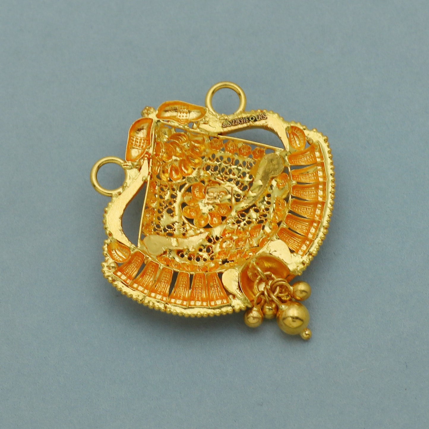 22k gold pendant indian jewelry handmade locket two hook loop for string or chain use