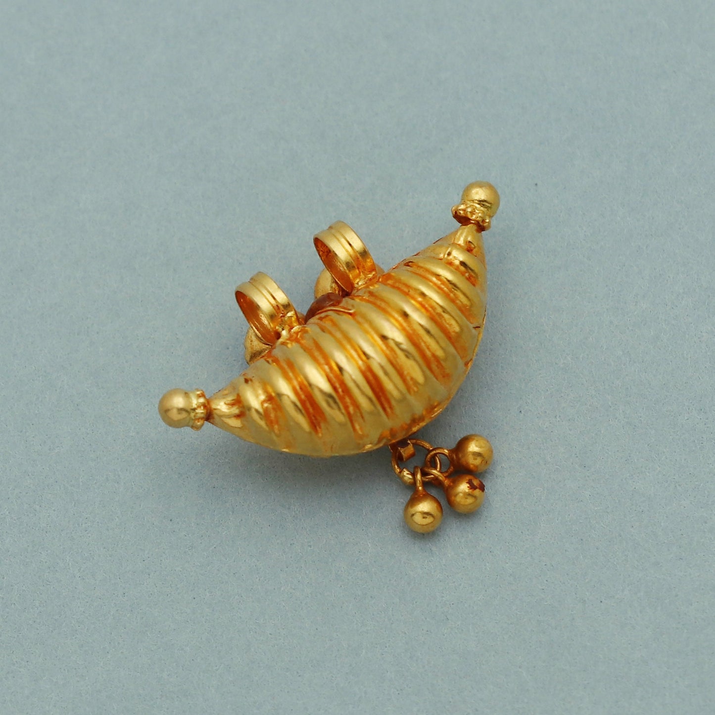 Taveez 22k Gold Pendant Amulet Jewelry, Tabiz Style Traditional Indian Gold Jewelry, vintage antique design