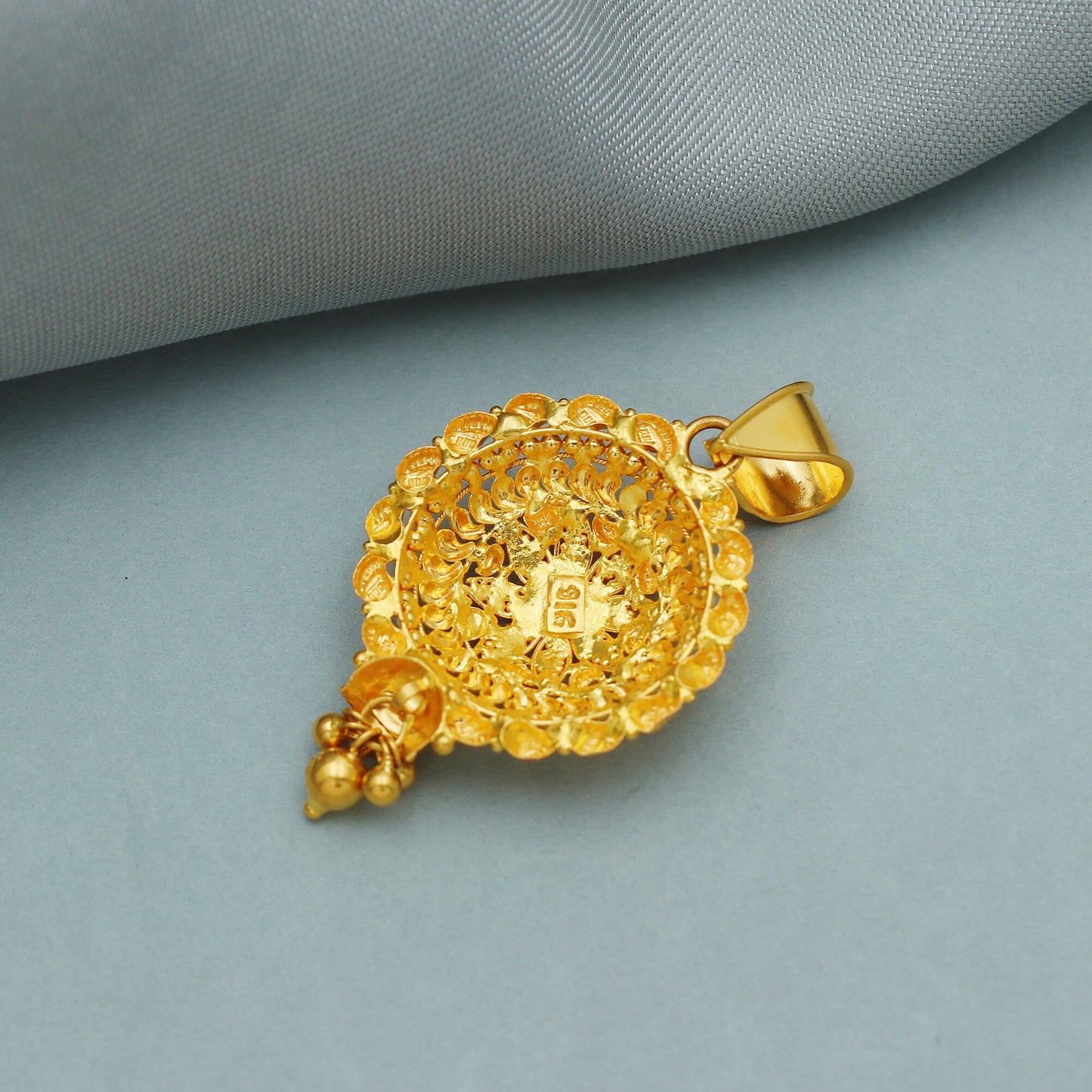 Hand Crafted 22k yellow gold pendant necklace indian traditional handmade wedding party wear jewelry for gift, K3473
