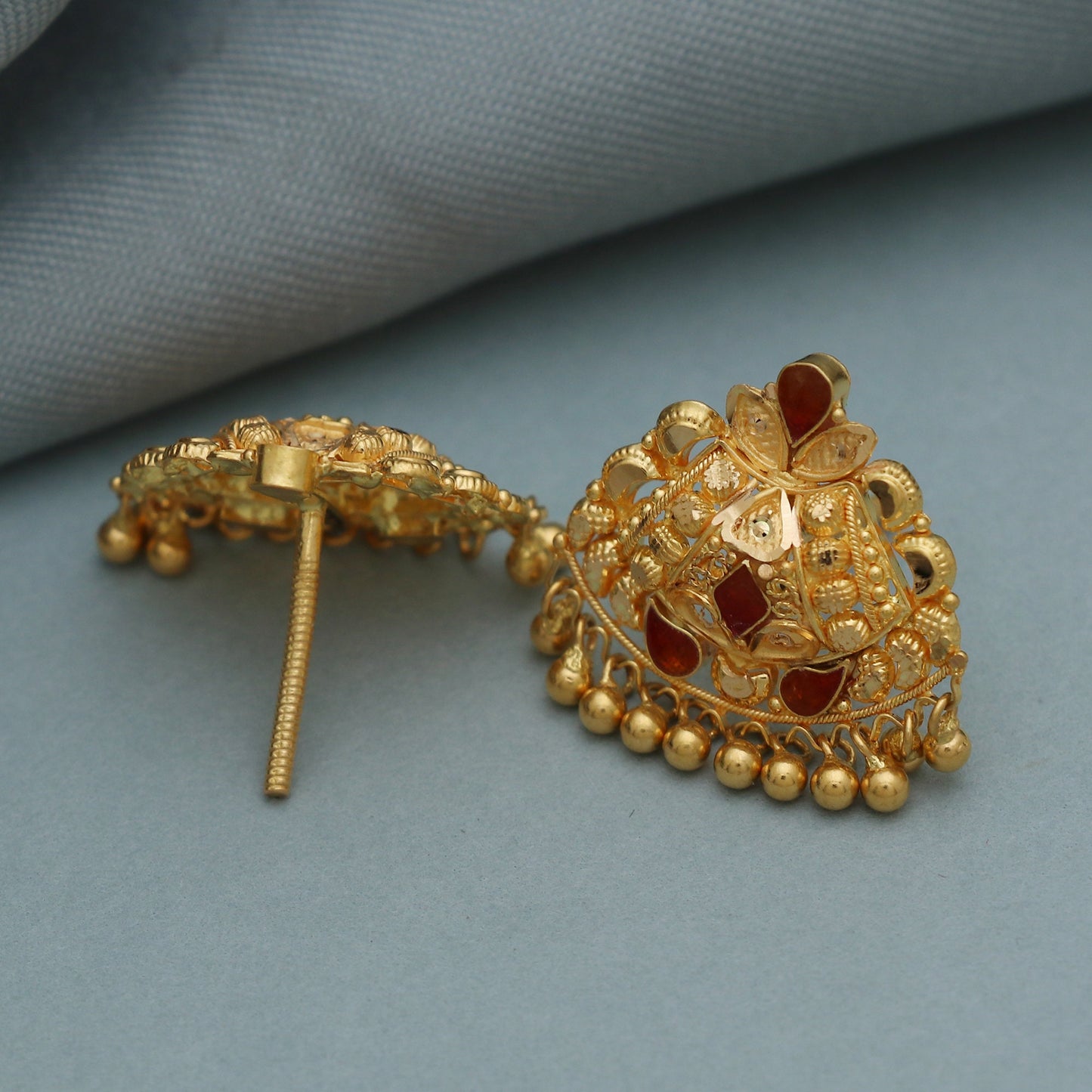 22k 18k yellow Gold Earrings with hanging beads,