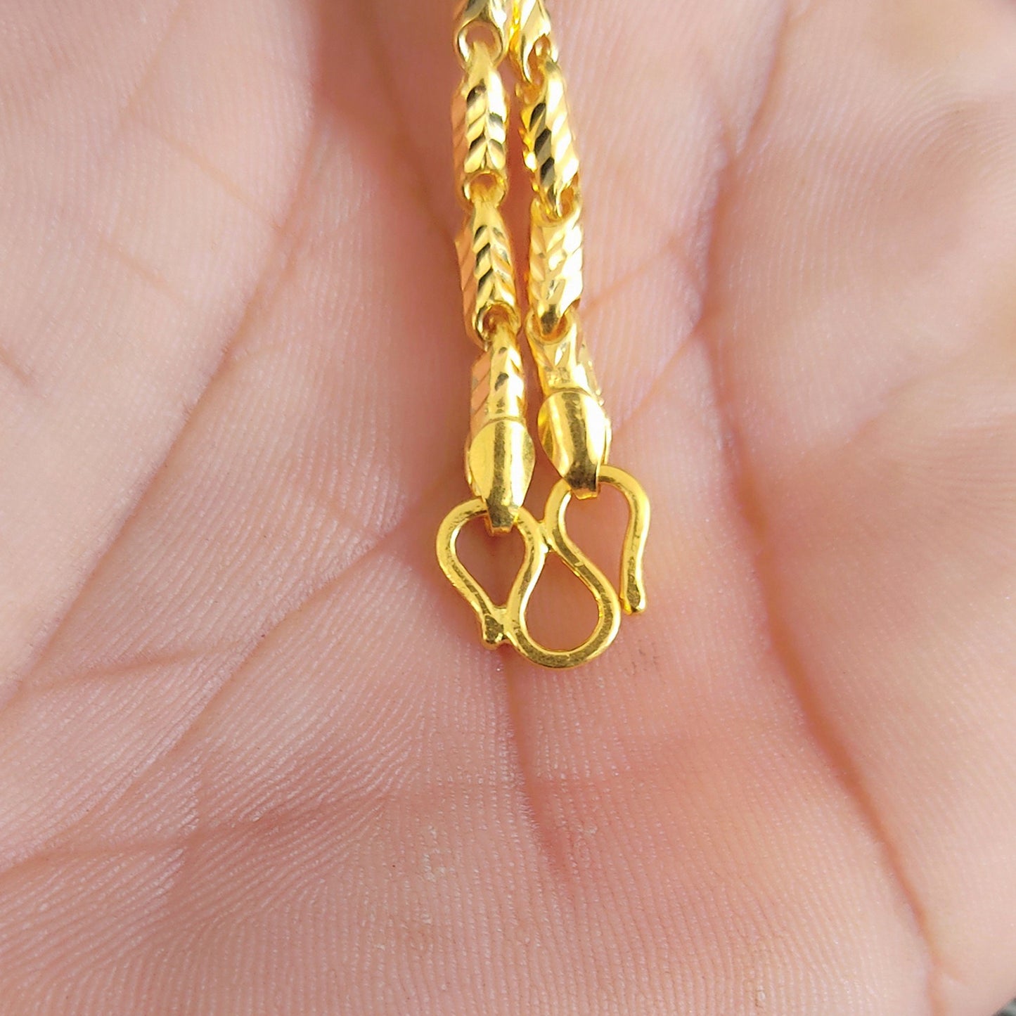 22k gold lock for chain, 22k gold lock, 22k gold hook, 22kt necklace lock, 22k loop, gold loop, gold connector