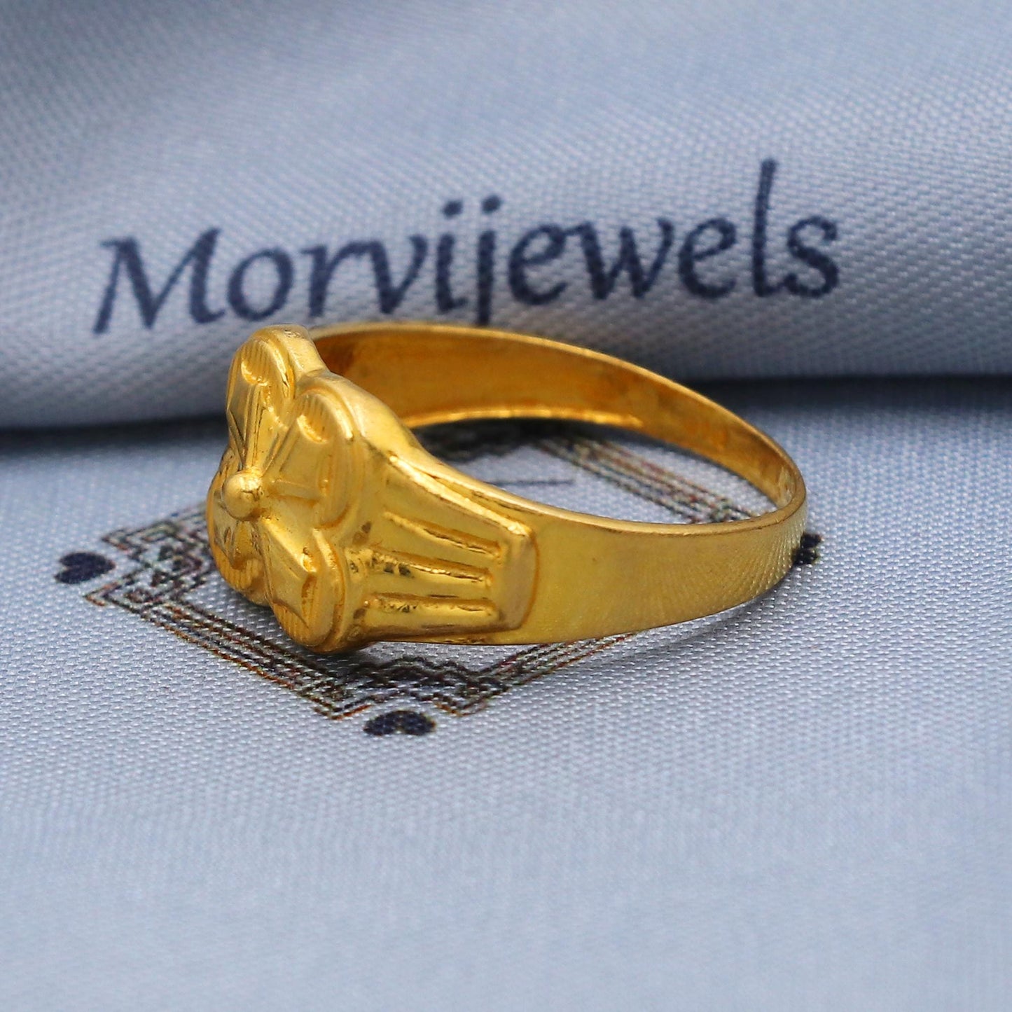 Clover Flower Gold Ring, 22k Gold Handmade Ring, 22karat Gold Ring, hand crafted Pure gold ring, K5768