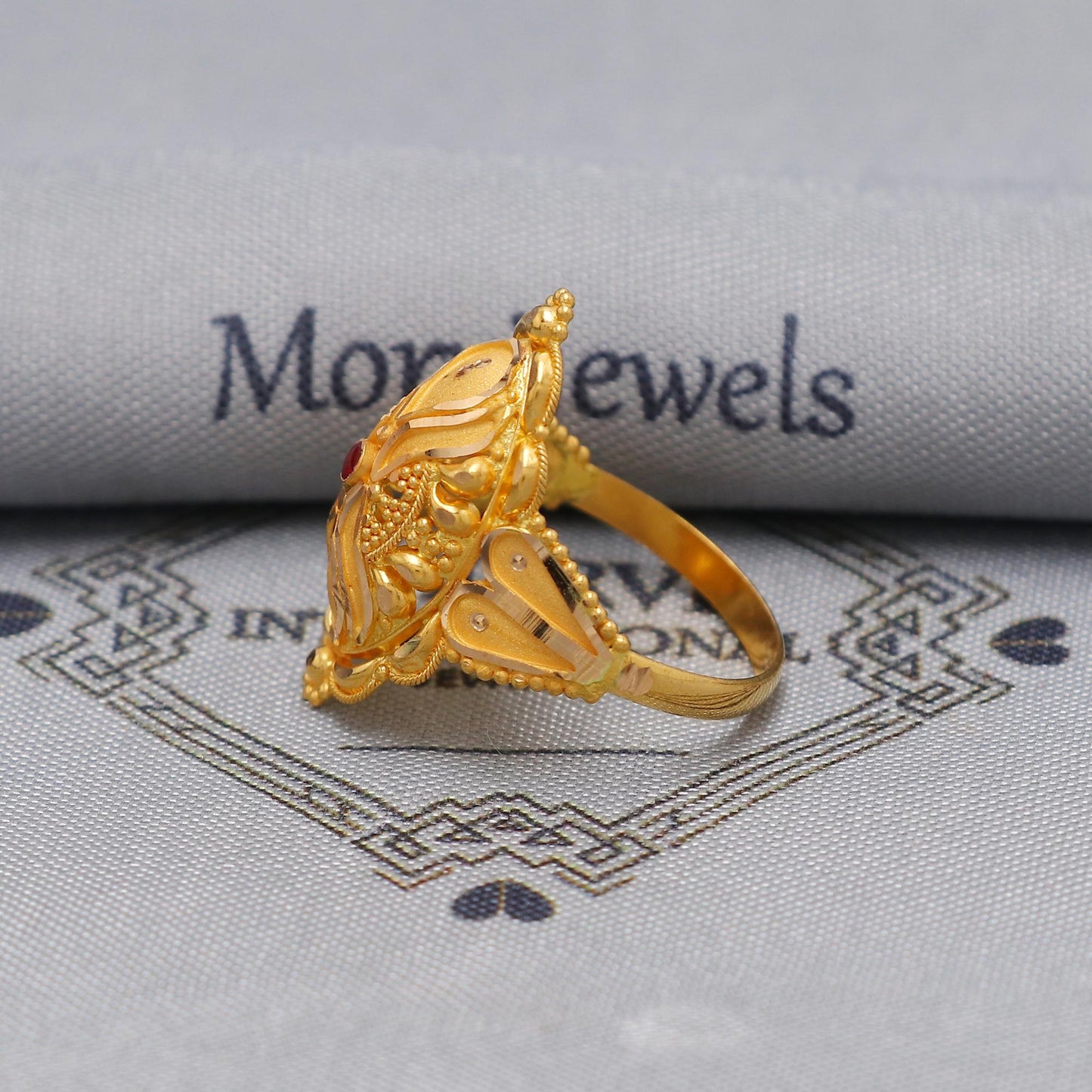 22k Indian Gold Ring Handmade Jewelry, K6619