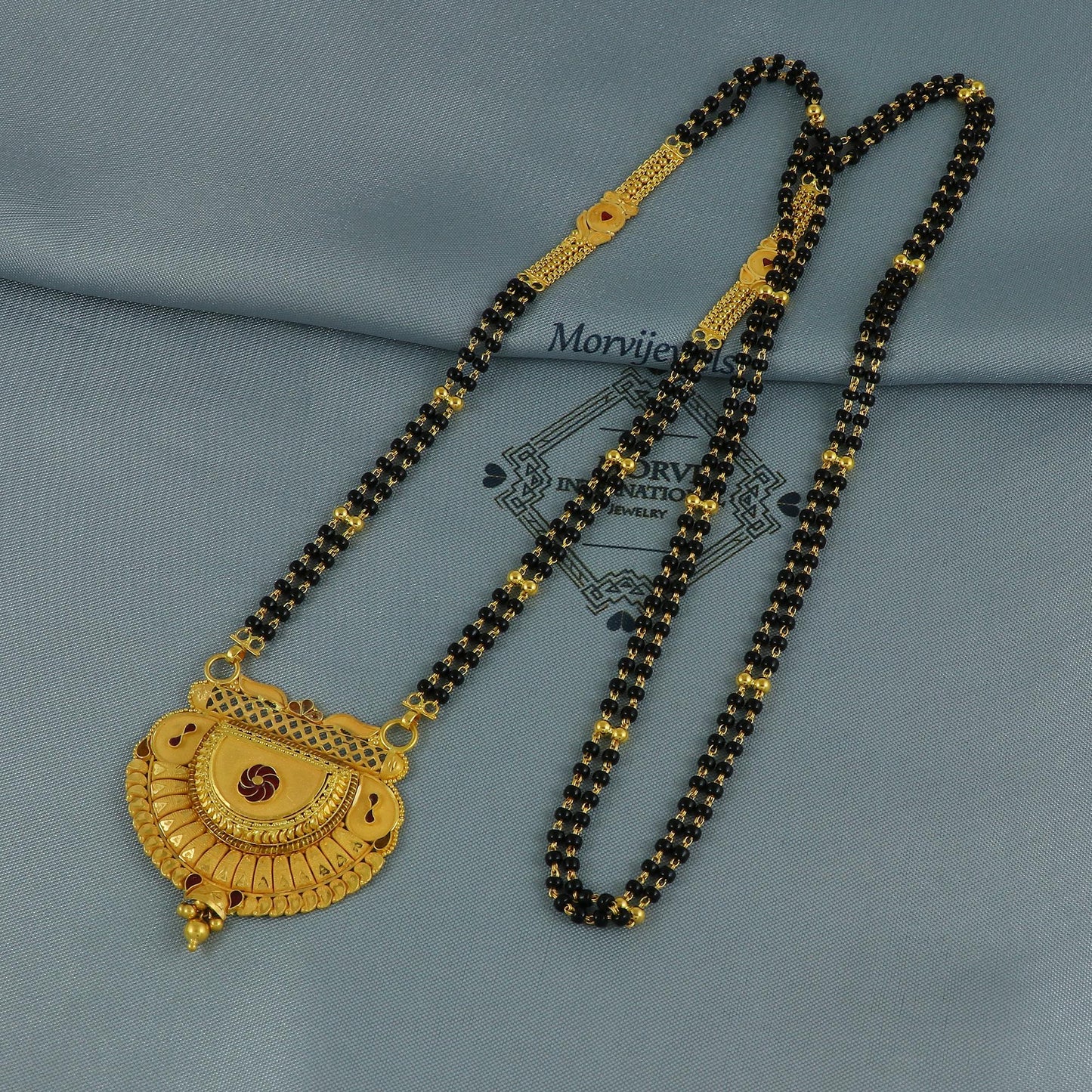 Beautiful 22k yellow gold pendant with black stone beads gold chain necklace mangalsutra indian traditional handmade jewelry, K6686
