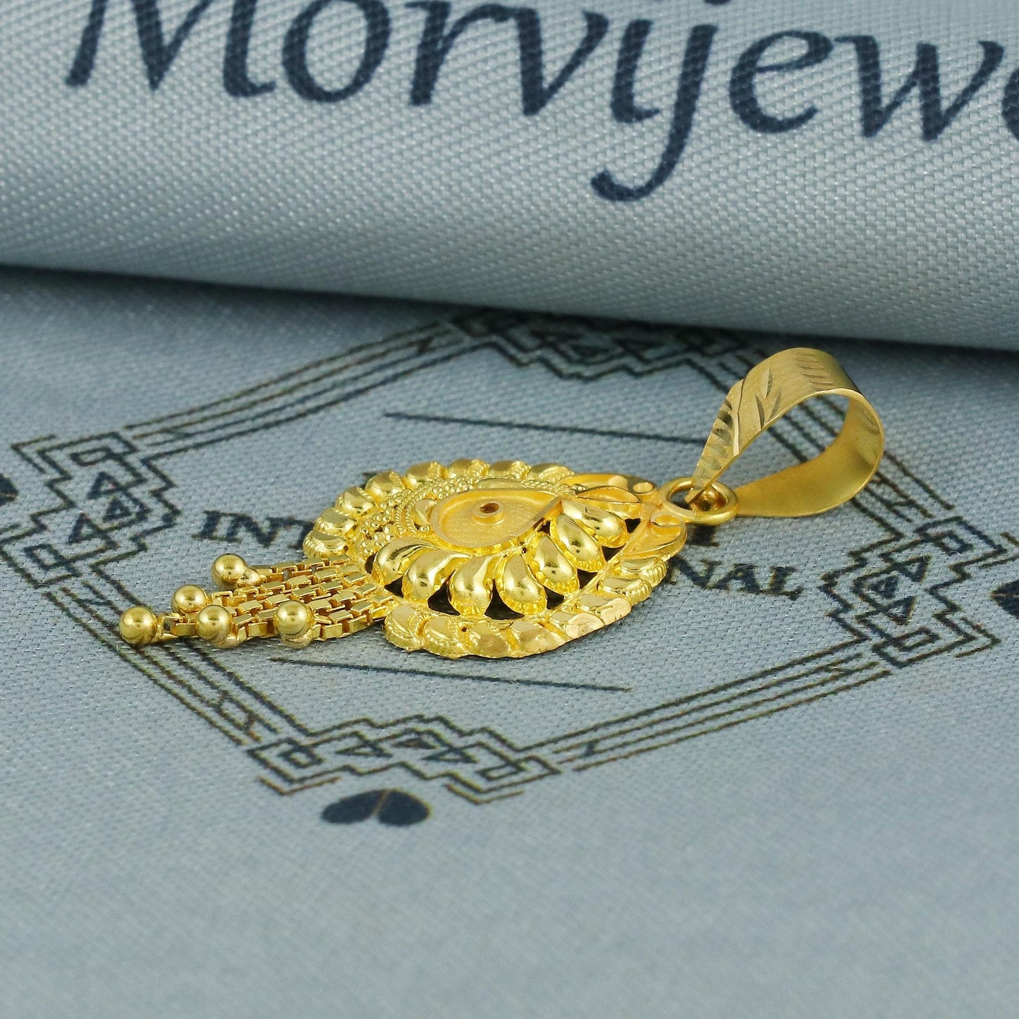 indian style 18k yellow gold pendant necklace Indian traditional handmade jewelry, K6729