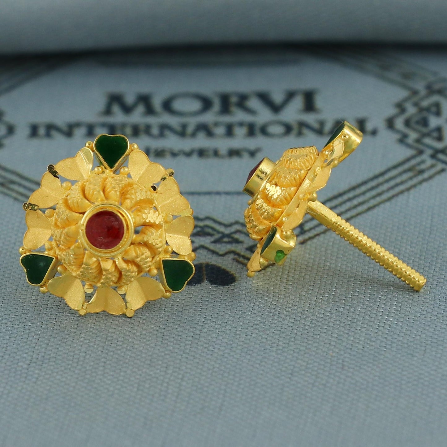 22k Gold Earrings Tops, Handmade vintage traditional solid gold earrings Indian jewelry, Small flower Stud Jewelry, K6840