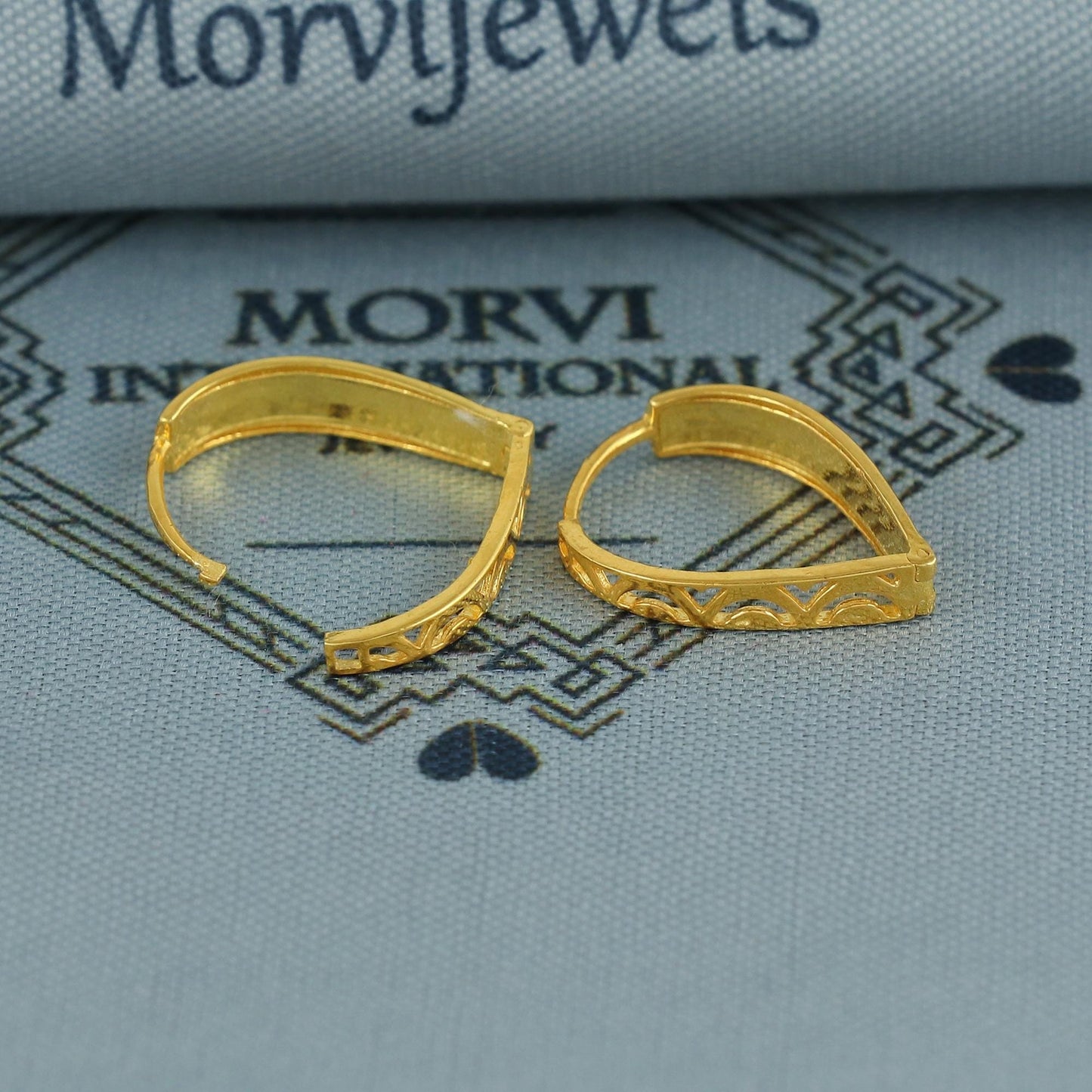 22k Yellow Gold Hoop Bali Earrings Handmade Yellow gold earrings for women, Valentine Day gift, v SHAPE indian gold earrings