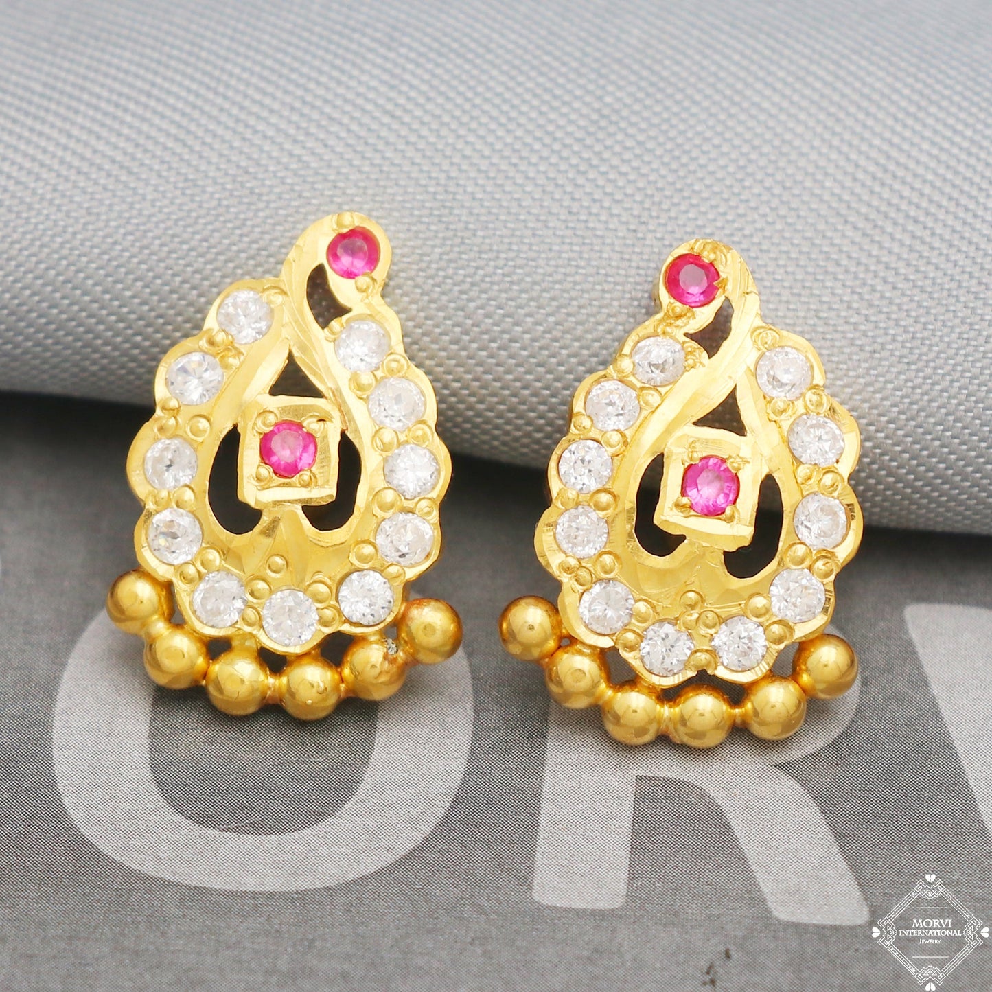 20k 20kt Gold Earrings, Handmade vintage traditional yellow gold earrings Indian jewelry, K5297