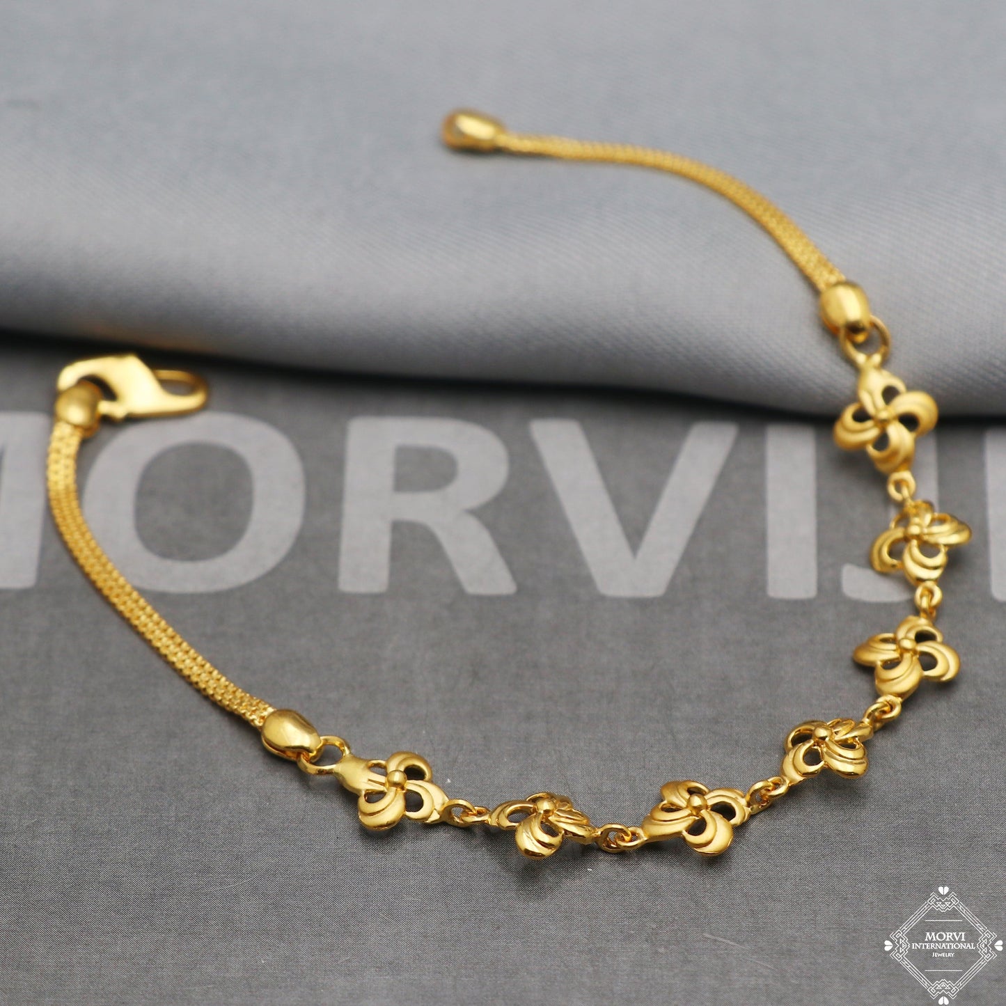 Fabulous 22k Yellow Gold Link Women Bracelet 7 inches Indian Handmade Women Jewelry, K5354