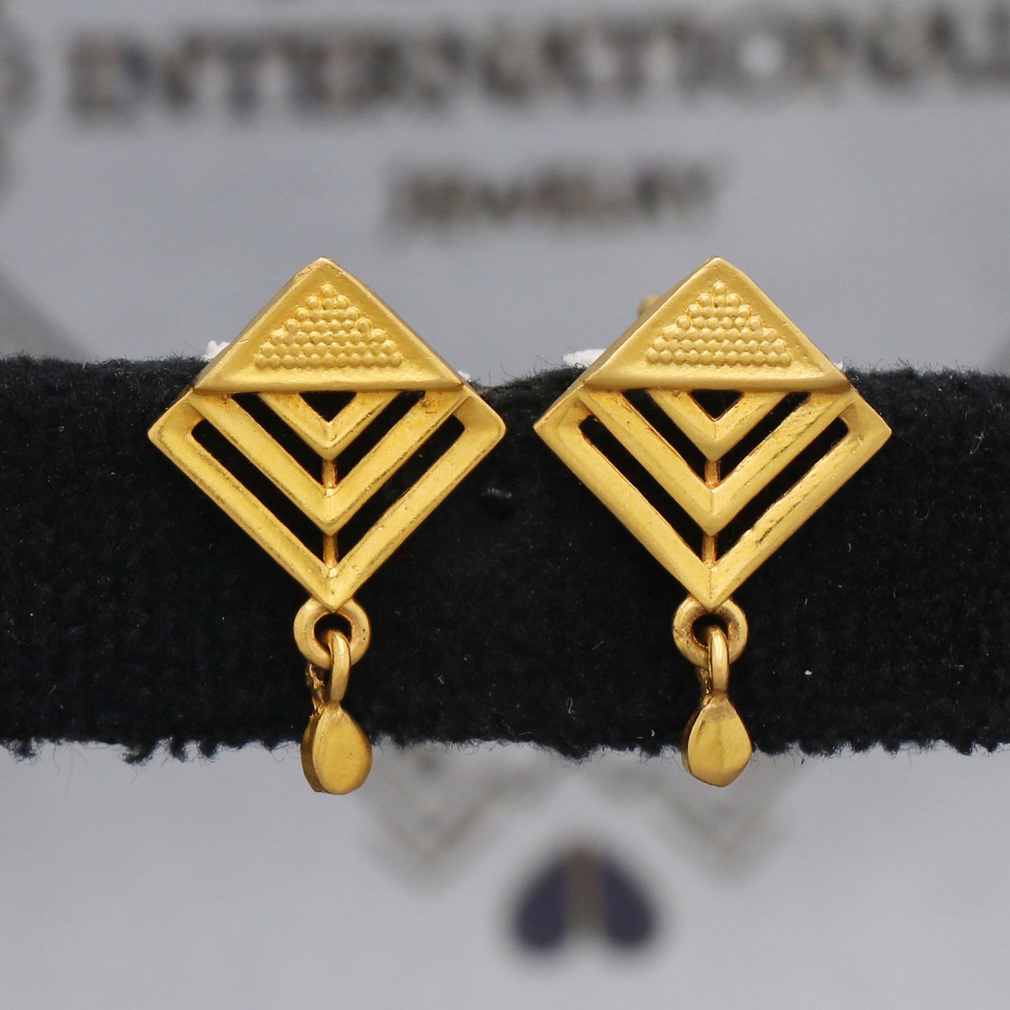 22k Yellow Gold Stud Dangle Earrings , Handmade Yellow gold earrings for women, vintage antique design indian gold earrings jewelry, K5474