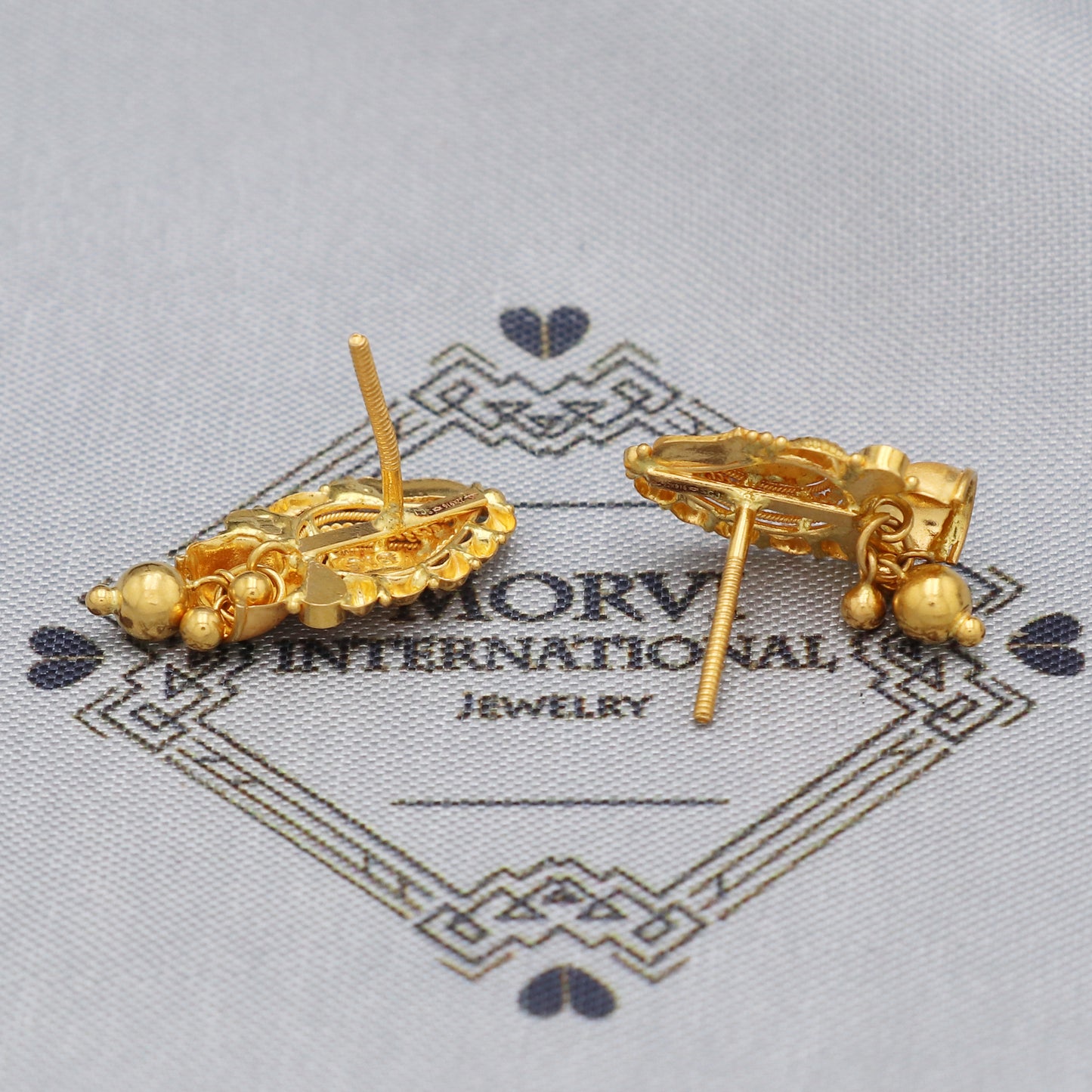 22k Yellow Gold Stud Dangle Earrings , Handmade Yellow gold earrings for women, vintage antique design indian gold earrings jewelry, K5476