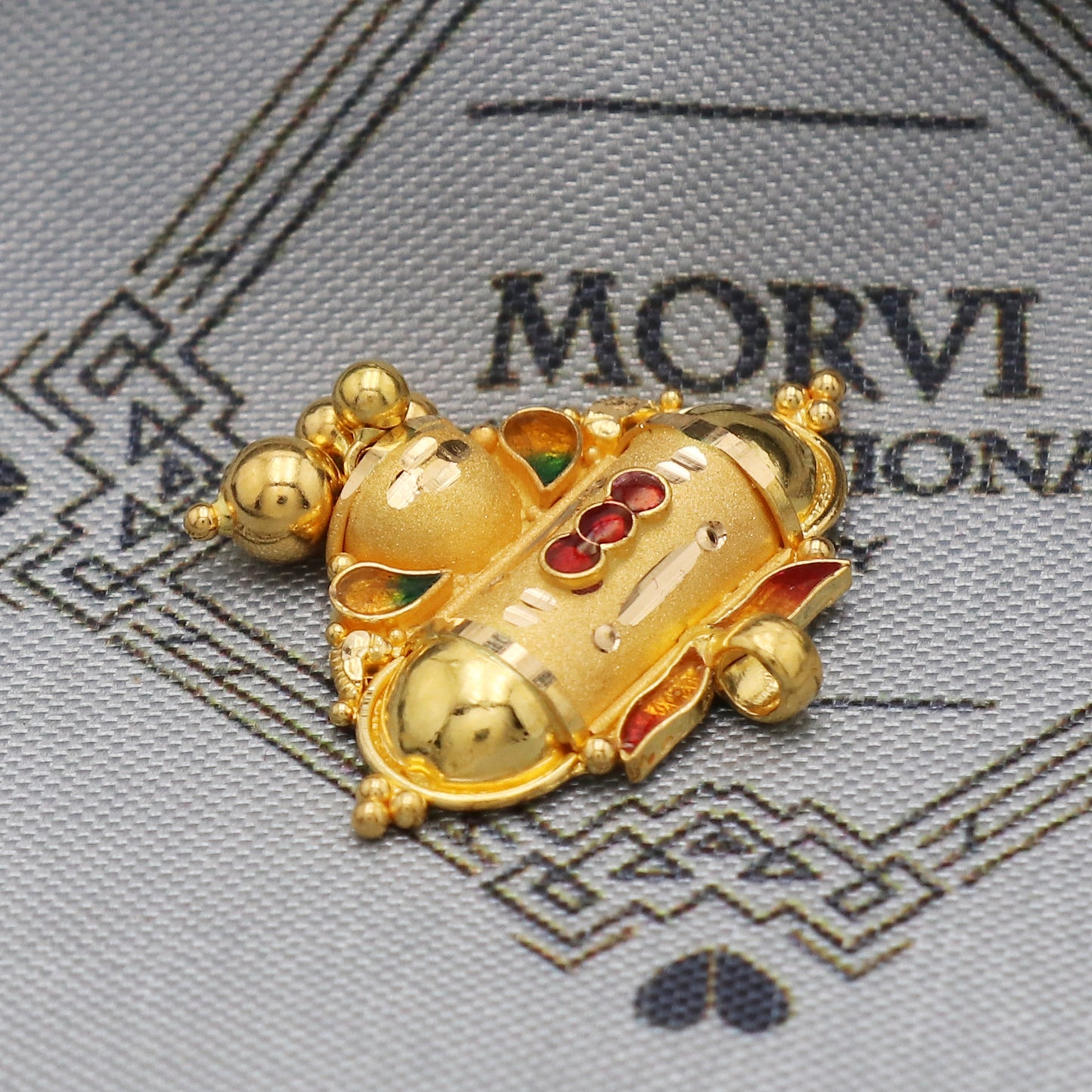 Solid 22k Yellow Gold Handmade Jewelry, Pure gold locket indian, gift for wife, K5510