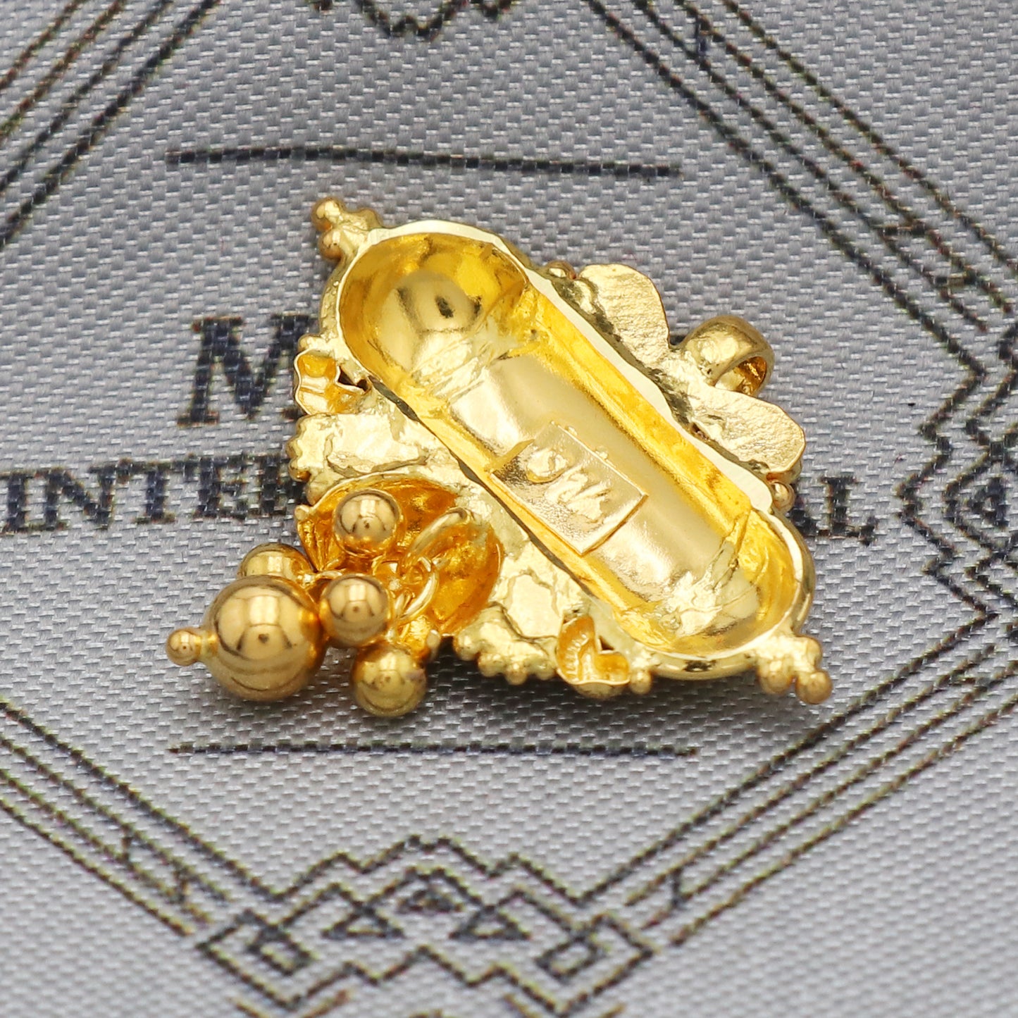 Solid 22k Yellow Gold Pendant Handmade Jewelry, Pure gold locket indian, gift for wife, K5513