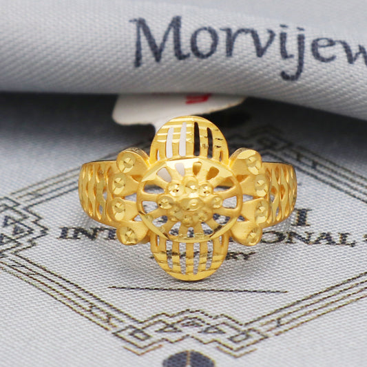 Beautiful 22 karat Ring Solid Yellow Gold Fine Crafted Ring