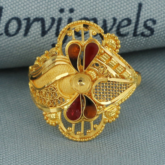 22k pure solid gold handmade ring . genuine 916 gold purity with government hallmarks . Indian jewelry, K5944