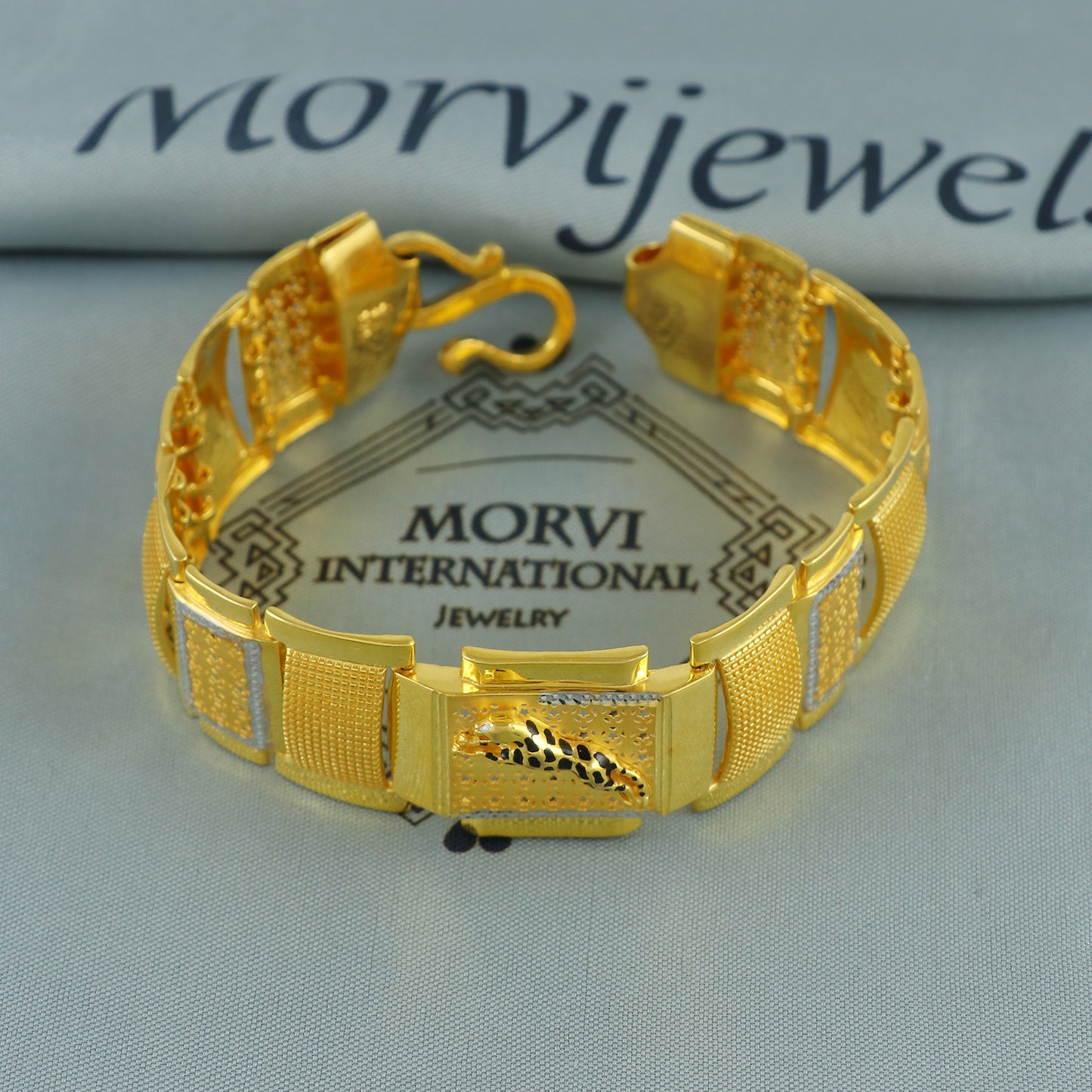 22k Gold Engraved Square Link Bracelet leopard tiger, 22k yellow gold real bracelet handmade Indian jewelry, K7182