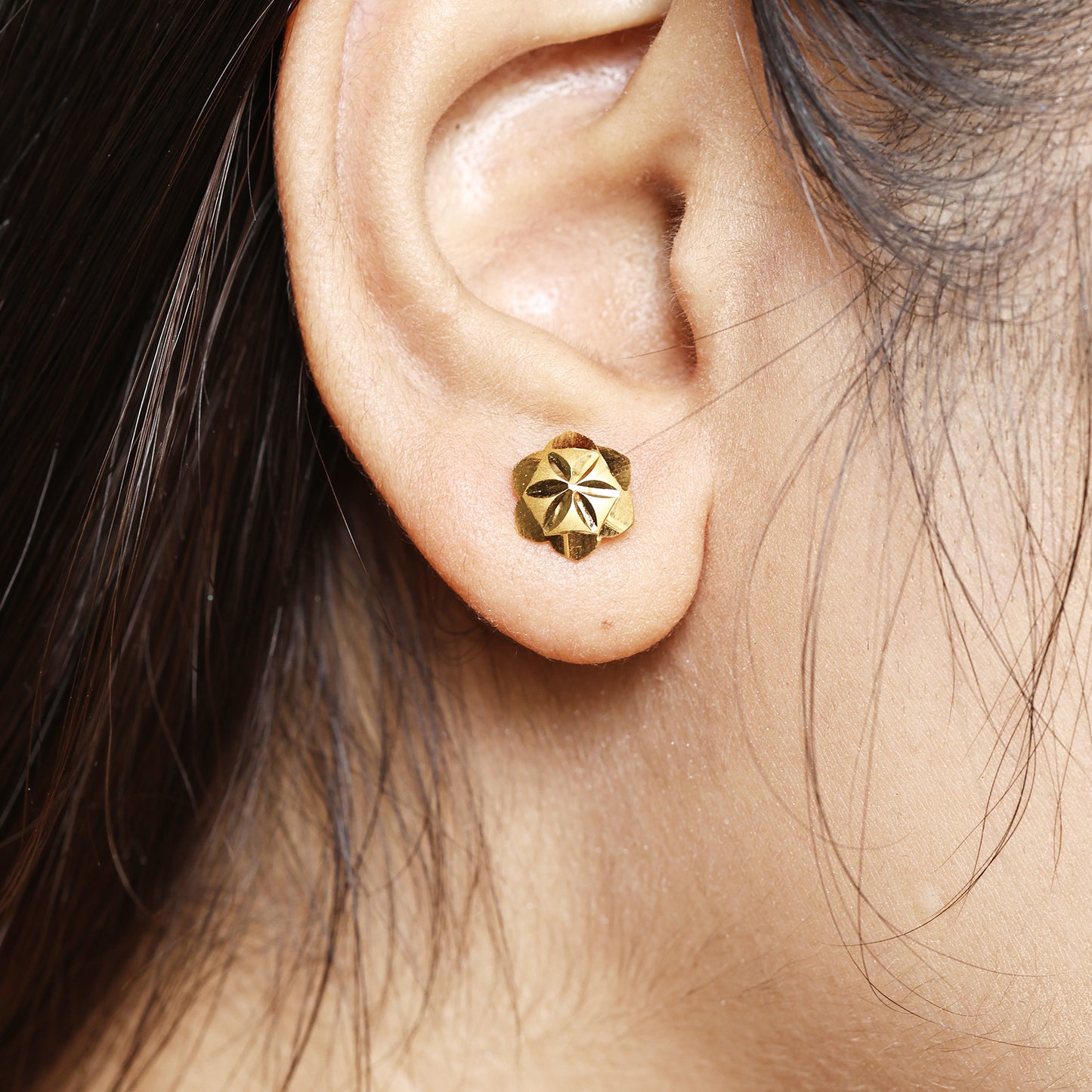 22k Gold Stud Earrings Dainty Indian Jewelry Exclusive Authentic BIS Hallmarked Stamped "22k916" Jewelry, MJ0033