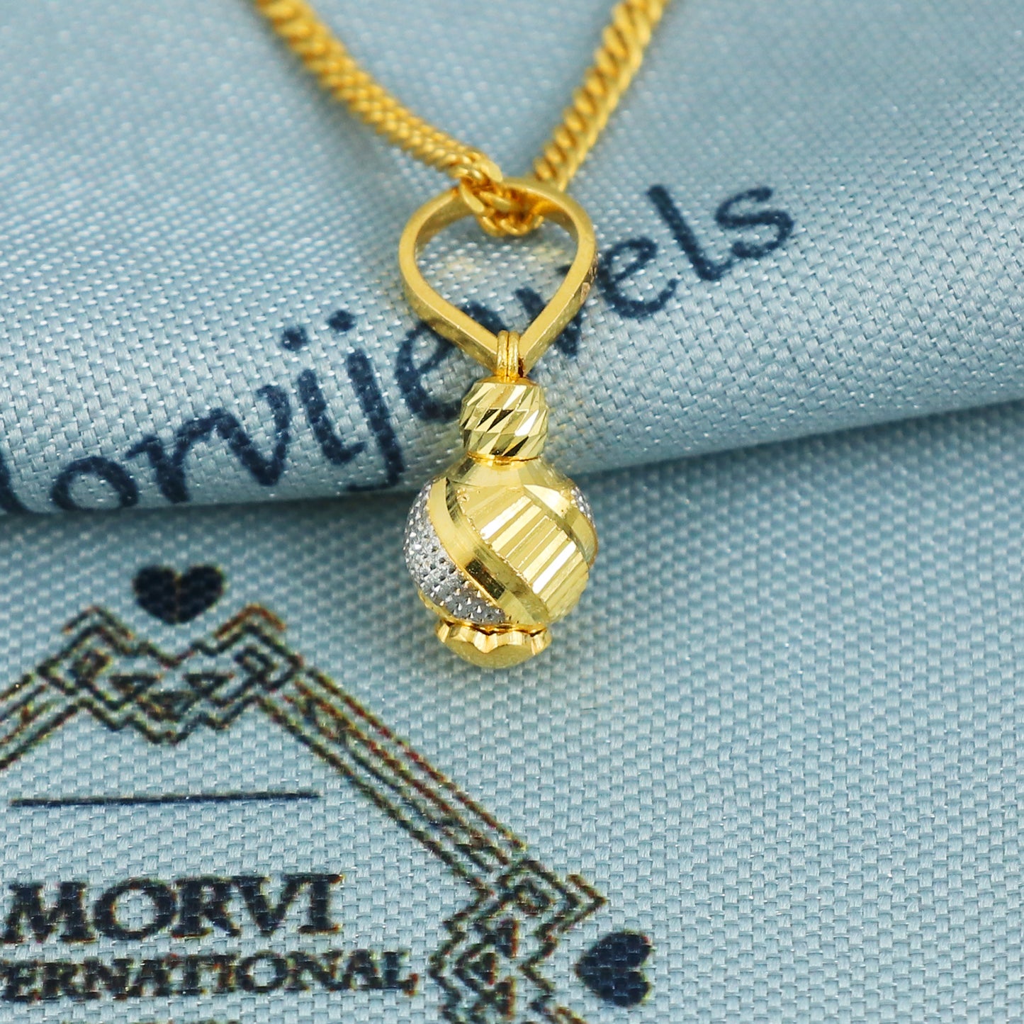 22k Gold Pendant Small Indian 22kt Jewelry Exclusive Authentic BIS Hallmarked Stamped "22k916" Jewelry, MJ0088