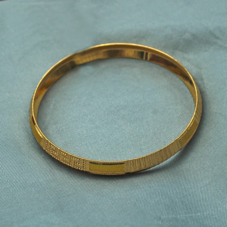 18k Gold Bracelet Kada For unisex, Yellow Gold Bracelet indian gold jewelry, Engraved bracelet gold men, birthday gift, royal look bangle