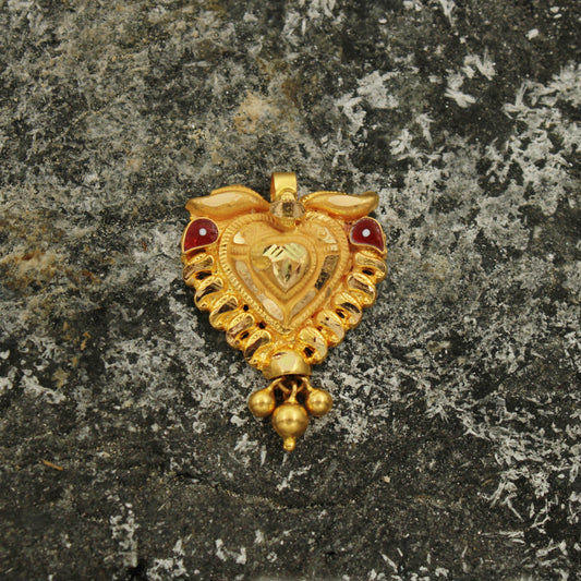 Pure 22k solid yellow gold pendant indian traditional handmade wedding party wear jewelry . genuine 916 gold purity, K1686