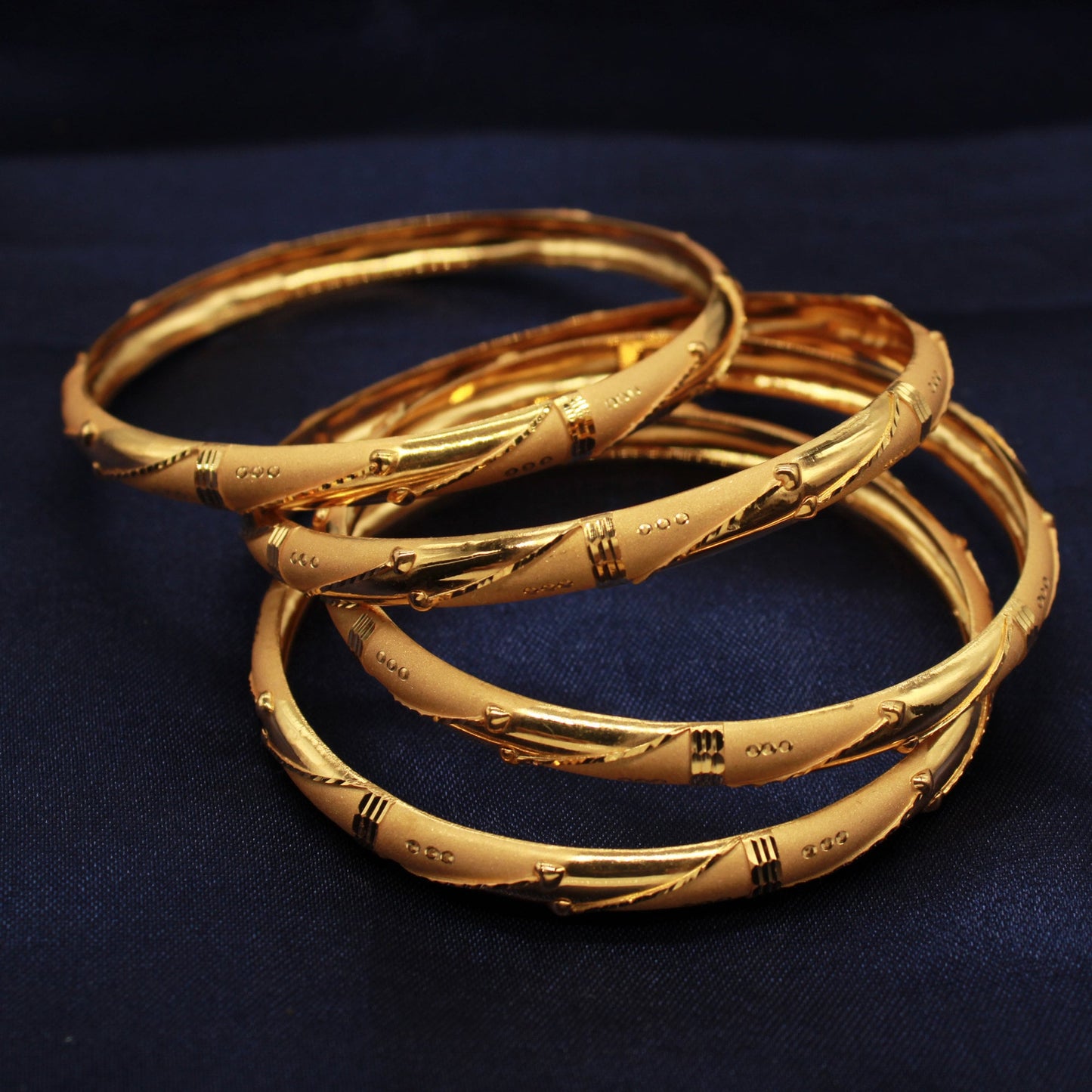 Pure 18k Gold Bangles Indian Handmade vintage design, Single Bangle, Wax inside, Traditional Rajasthan India, Bracelet Wedding Jewelry