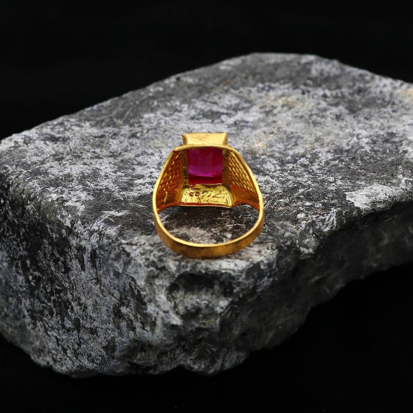 manmade ruby solid 22k gold ring, gold ring men women unisex,  handmade vintage one stone style ring,