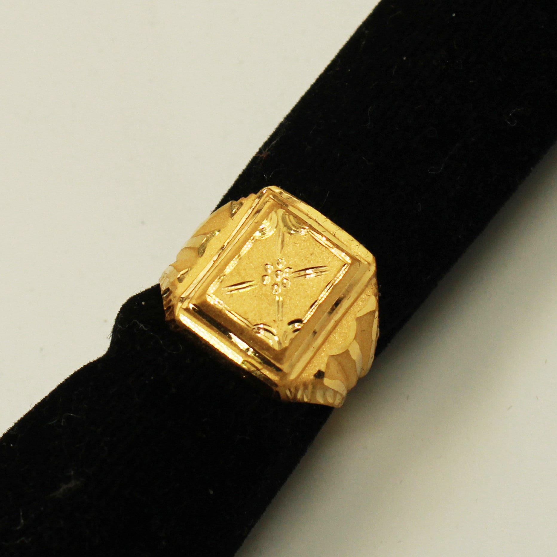 22K 18K YELLOW GOLD JEWELRY 